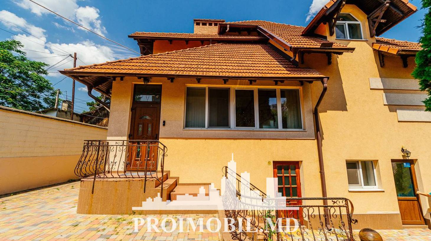 https://images.proimobil.md/4opoqkjIDxd2w5r4l4iFmvrndp-sxQddi10hx-kHN6Q/watermark:0.75:so:0:30:0.39/resize:fill:1460:816:1/gravity:ce/bG9jYWw6Ly8vZXN0YXRlL2xyL2Q3ZGNhYzQ3LTNlNGQtNDE3Ni04M2MzLWQ0ZWUxMzUyYjFiMS5qcGVn