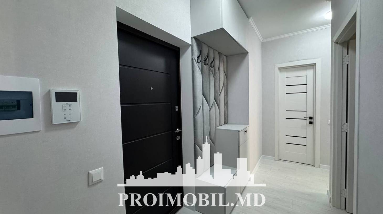 https://images.proimobil.md/50SVPIxSAChFd8y9fKT42s-GuGRCLottKEZrPwEgmMY/watermark:0.75:so:0:30:0.39/resize:fill:1460:816:1/gravity:ce/bG9jYWw6Ly8vZXN0YXRlL2xyLzk1YzE1OTI5LTUwOWItNDExZC05YTQyLTUyZGRlZDFmYzAxNS5qcGVn