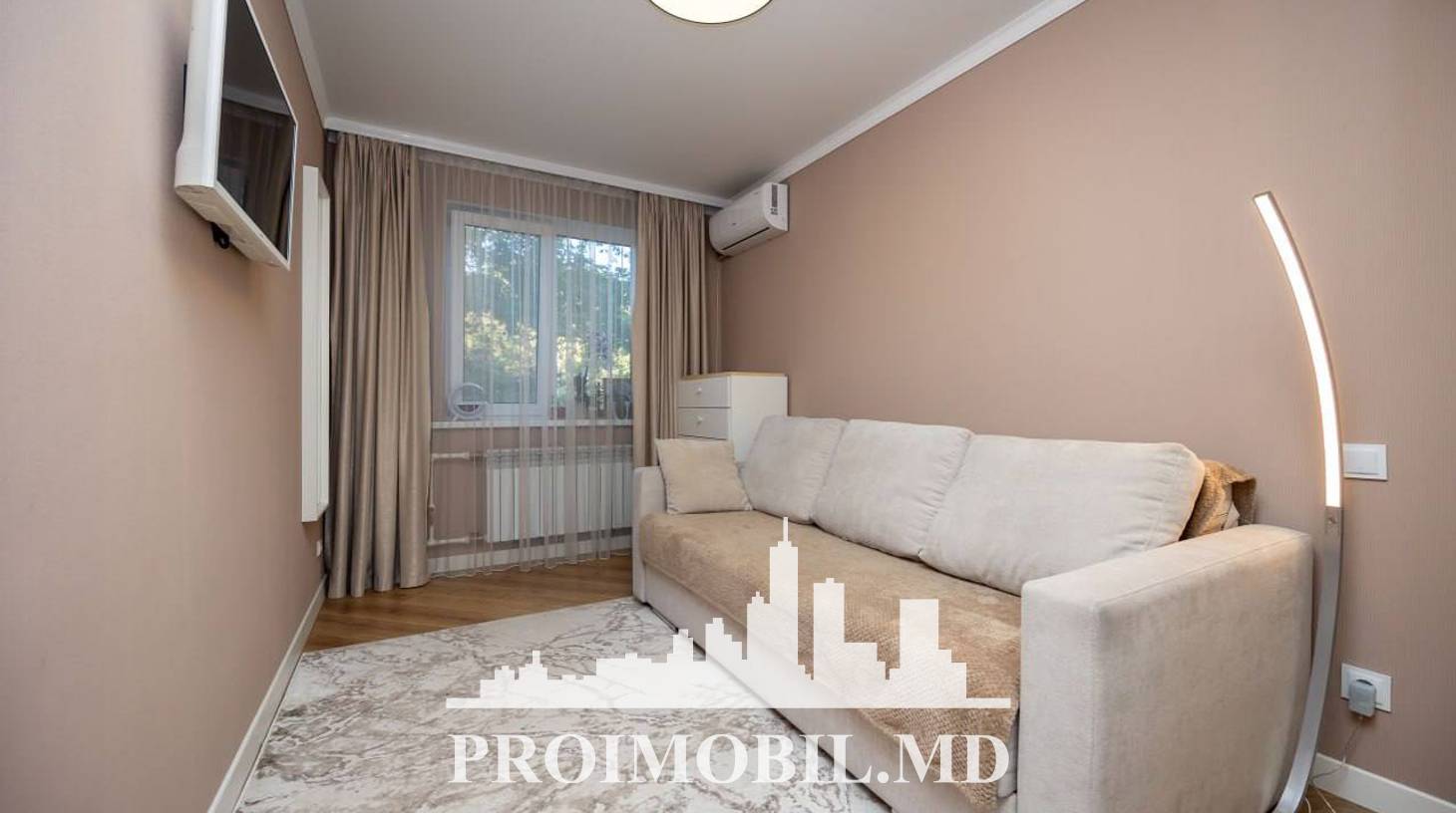 https://images.proimobil.md/54MW76EegRlWegjsK9-kNlkAly9pCEP2h_8NF95PJRU/watermark:0.75:so:0:30:0.39/resize:fill:1460:816:1/gravity:ce/bG9jYWw6Ly8vZXN0YXRlL2xyLzRkOGUyZjMzLTc5NDEtNDE1OC1hNGMzLTQ1NjQzZGQwYjA4Mi5qcGVn