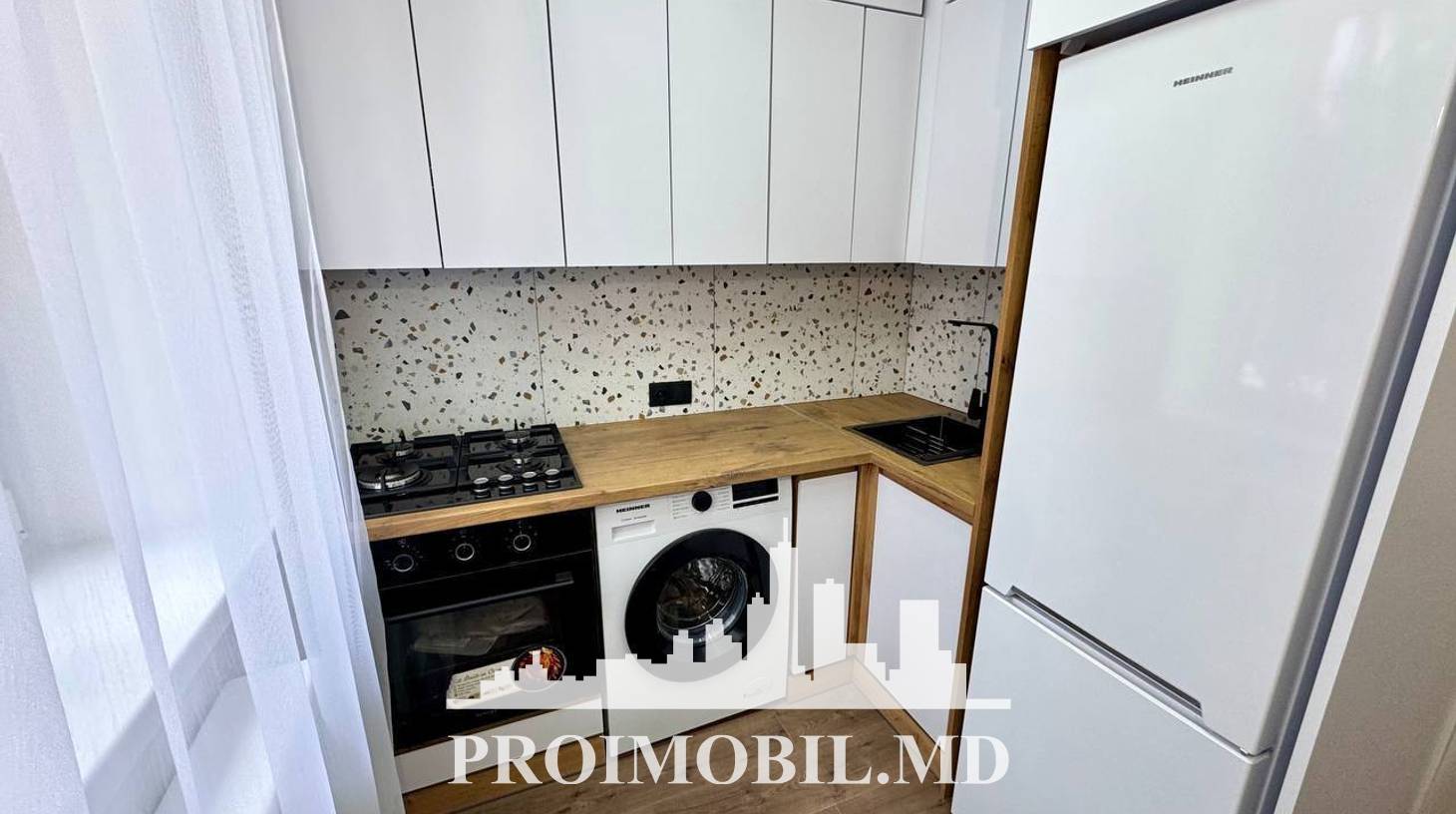https://images.proimobil.md/55Jd_xie2aQXpkhEGWFHYtp6Vxz0iCPypf4Vhtu_dbg/watermark:0.75:so:0:30:0.39/resize:fill:1460:816:1/gravity:ce/bG9jYWw6Ly8vZXN0YXRlL2xyLzQ4OTlhY2IwLWRkZTktNDgzOS04ZTUxLTQ1ZjU0ZmZkNTMyZS5qcGVn