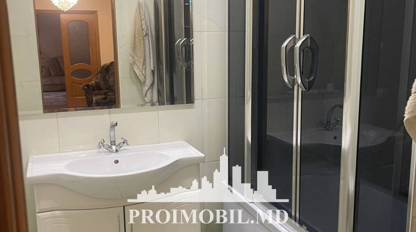 https://images.proimobil.md/55WfMpLw6manBFCeOn3xvfua4FQDaySj_Jz8G9Qp4Rs/watermark:0.75:so:0:30:0.39/resize:fill:1460:816:1/gravity:ce/bG9jYWw6Ly8vZXN0YXRlL2xyL2U2NWNlNTY3LTAxYzEtNGRhMS1hMGUzLTYzMjdjM2EwMzkzNy5qcGVn