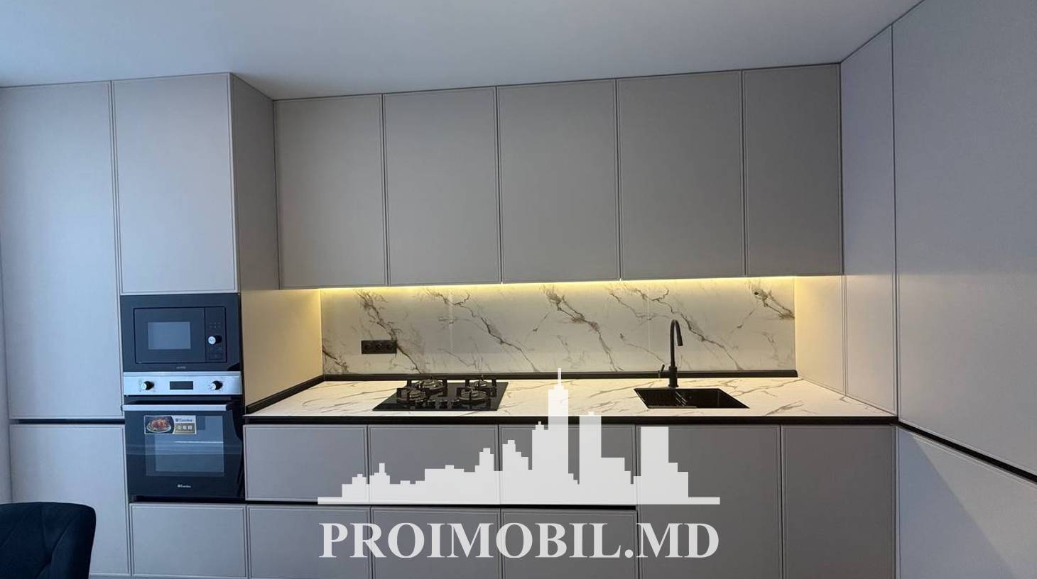 https://images.proimobil.md/56vX3cDUcCA6zH3itOXVAFQ4ojhQqrXOeZEI8o-trVs/watermark:0.75:so:0:30:0.39/resize:fill:1460:816:1/gravity:ce/bG9jYWw6Ly8vZXN0YXRlL2xyL2FmZTg3NDQ4LTM2ODctNGQ3My1iODYyLTEyN2Y0ZDQ2ZjI2My5qcGVn