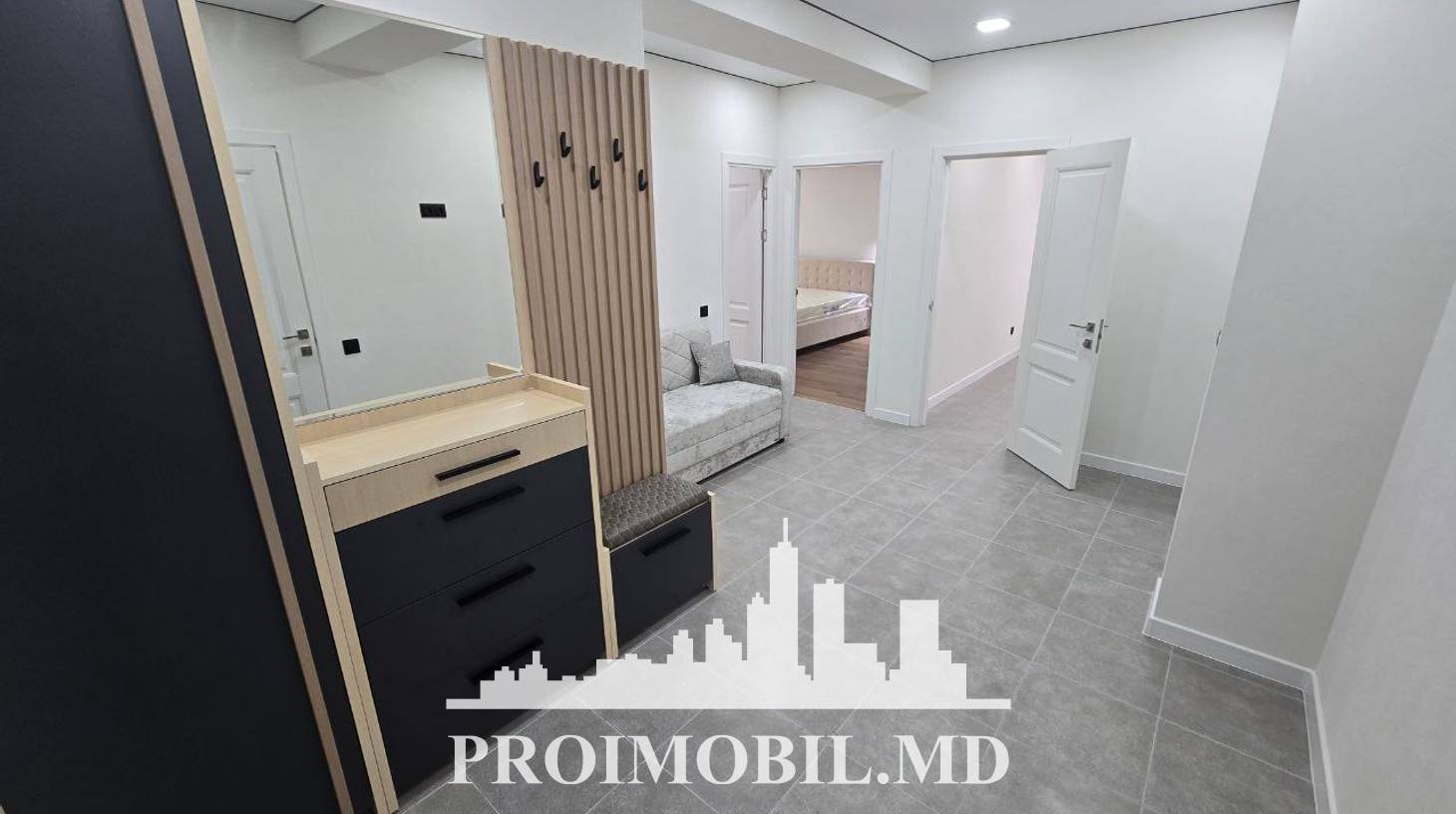 https://images.proimobil.md/57njtY43vofeRmZ57Y1KProROOxeZQYhCv8Rb1RYsDc/watermark:0.75:so:0:30:0.39/resize:fill:1460:816:1/gravity:ce/bG9jYWw6Ly8vZXN0YXRlL2xyL2ZmMGYyNGRlLTgwMmYtNGIyMC05YzkxLWUzOWVjM2JlZjViNS5qcGVn