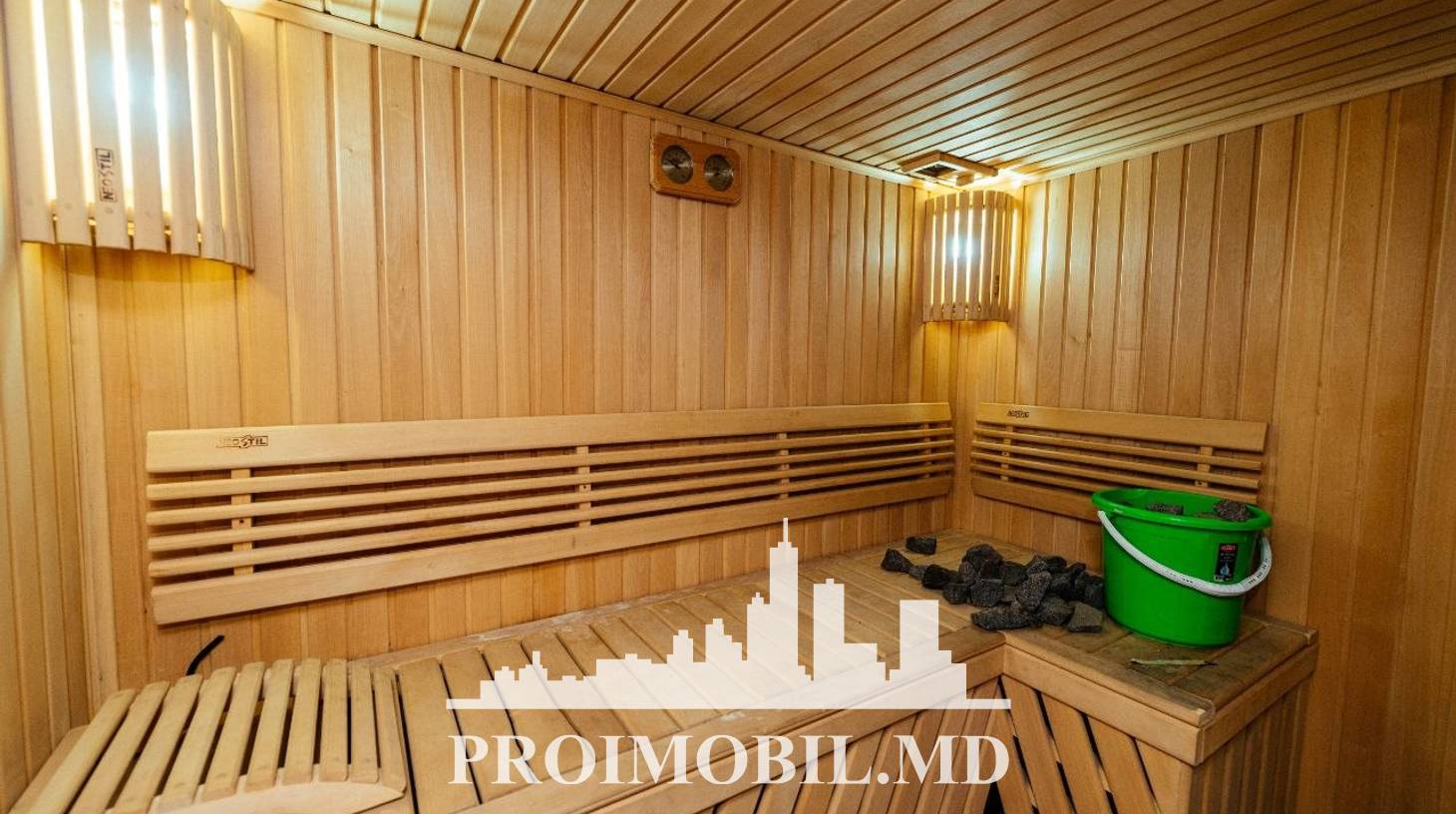 https://images.proimobil.md/58xgV-7s5IpjzrEHAaoK1gl6IwbuL4_0qqvf53zan28/watermark:0.75:so:0:30:0.39/resize:fill:1460:816:1/gravity:ce/bG9jYWw6Ly8vZXN0YXRlL2xyLzEzYzA5YjVmLWMxODUtNDg4Yi05NzRjLWQxNzRmZmUxYTY2MC5qcGVn
