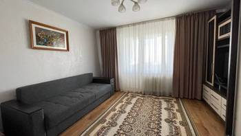 https://images.proimobil.md/5A5vhEOmtQOpjoXvocb9gpewFvT-qSthuzNzhLEZnn4/resize:fill:350:198:1/gravity:ce/bG9jYWw6Ly8vZXN0YXRlL2xyL2ZjY2FjMmVhLTAzZTQtNDFlMi1iMWQzLWI4N2YwNjM1NDQ1NS5qcGVn
