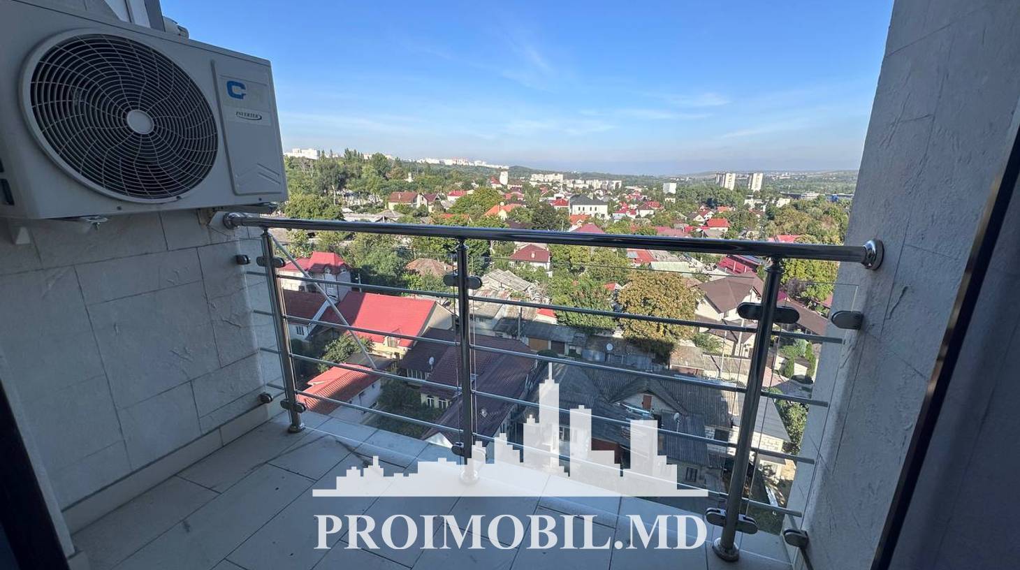 https://images.proimobil.md/5ArHejCC6SzKBblslFfxBvw7WmUcqC-xXP0k_yZvAU8/watermark:0.75:so:0:30:0.39/resize:fill:1460:816:1/gravity:ce/bG9jYWw6Ly8vZXN0YXRlL2xyLzVhOWNhZDkxLWVkZDYtNDcwYS05YTE3LTM2YzhiMzM1NWY4Ni5qcGVn