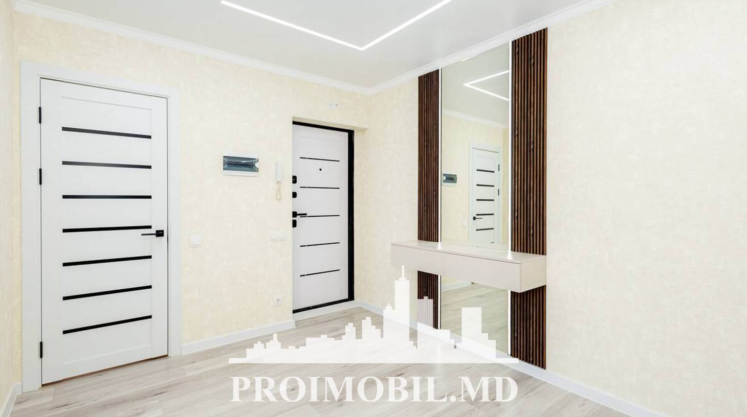https://images.proimobil.md/5Bjd12iNtT17MfXvYH7BE5VmGAPTHjU2MeIrBcB9FOM/watermark:0.75:so:0:30:0.39/resize:fill:1460:816:1/gravity:ce/bG9jYWw6Ly8vZXN0YXRlL2xyLzU5OTNmZWIwLWMwMDQtNGE0NC04NTc1LTJhYWFjMDRjNWVlYy5qcGVn