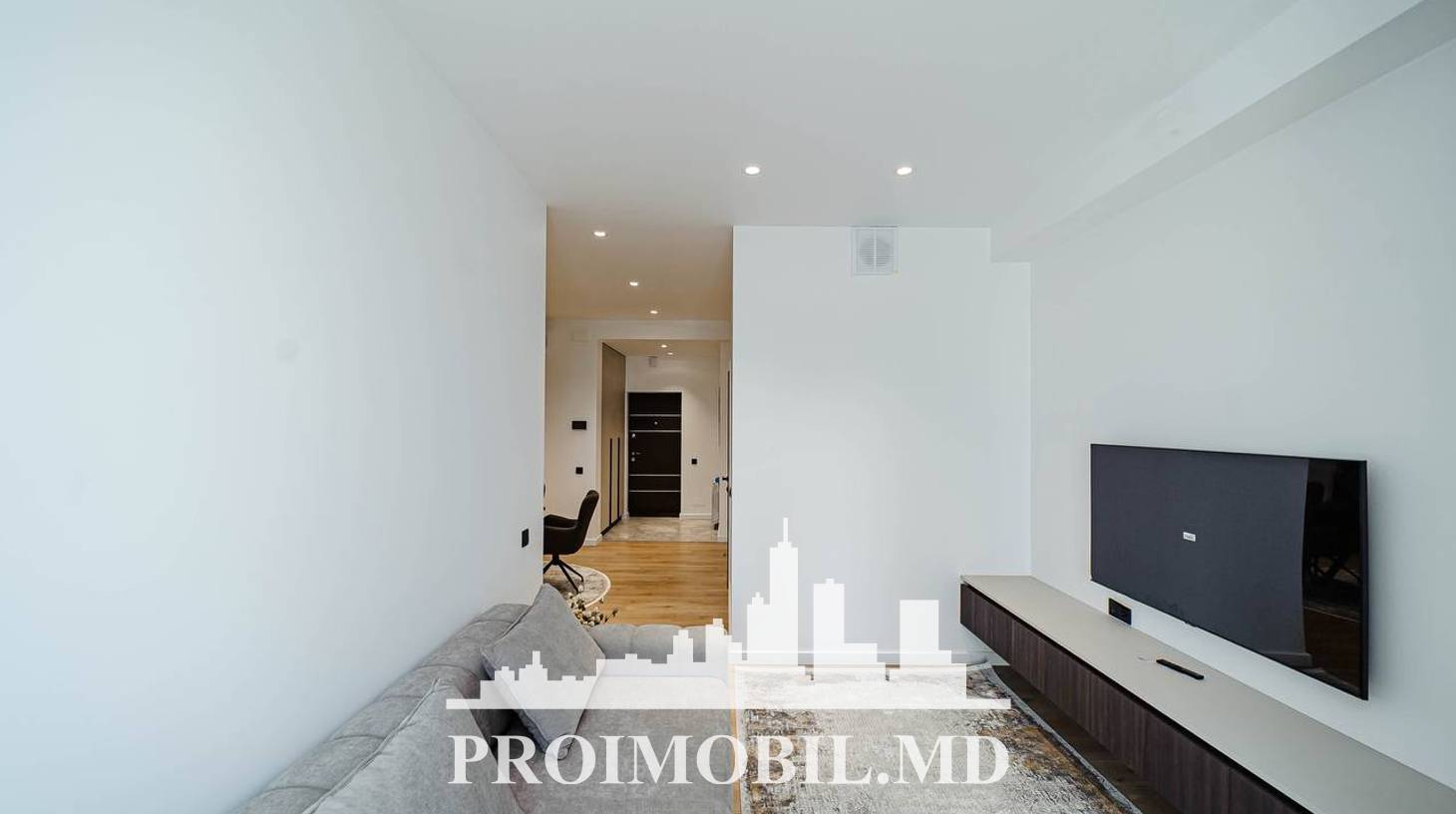 https://images.proimobil.md/5CTeyiwAzj6ut3L0E_3loiRHSwtM773hbC8inNqiqI4/watermark:0.75:so:0:30:0.39/resize:fill:1460:816:1/gravity:ce/bG9jYWw6Ly8vZXN0YXRlL2xyLzQ1NGUxZDRhLTdkMGQtNGUzYS04YjJlLTcwNjEyMjkxMGRhMC5qcGVn