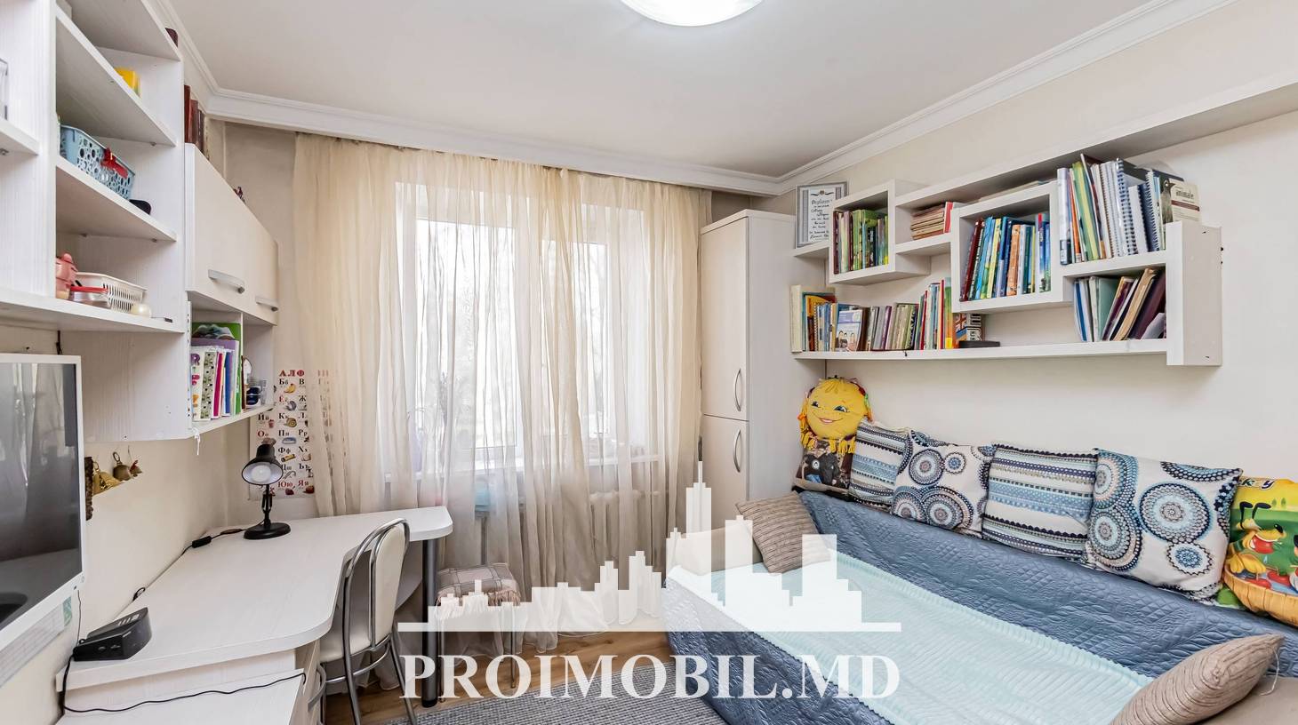 https://images.proimobil.md/5CjdccgGO_K4F6_enkCoXsIX9uCZlcFE5oQED_sJw-0/watermark:0.75:so:0:30:0.39/resize:fill:1460:816:1/gravity:ce/bG9jYWw6Ly8vZXN0YXRlL2xyLzZjZTNjN2YxLWEwZDUtNDBjYS1iMjJlLTViNmNlNmVlY2MyMS5qcGVn