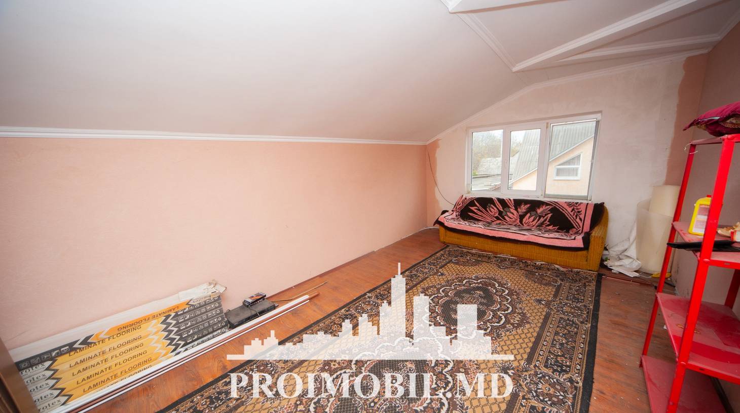 https://images.proimobil.md/5JXlpwhfJaqWYbaV7RqFm7zu_C_tpbjqIWuUiP2FbNs/watermark:0.75:so:0:30:0.39/resize:fill:1460:816:1/gravity:ce/bG9jYWw6Ly8vZXN0YXRlL2xyL2ZkODkzZDA2LTg5YjktNGM4NS1iZWNiLWY1OTZlOTM3ZDk2MC5qcGVn