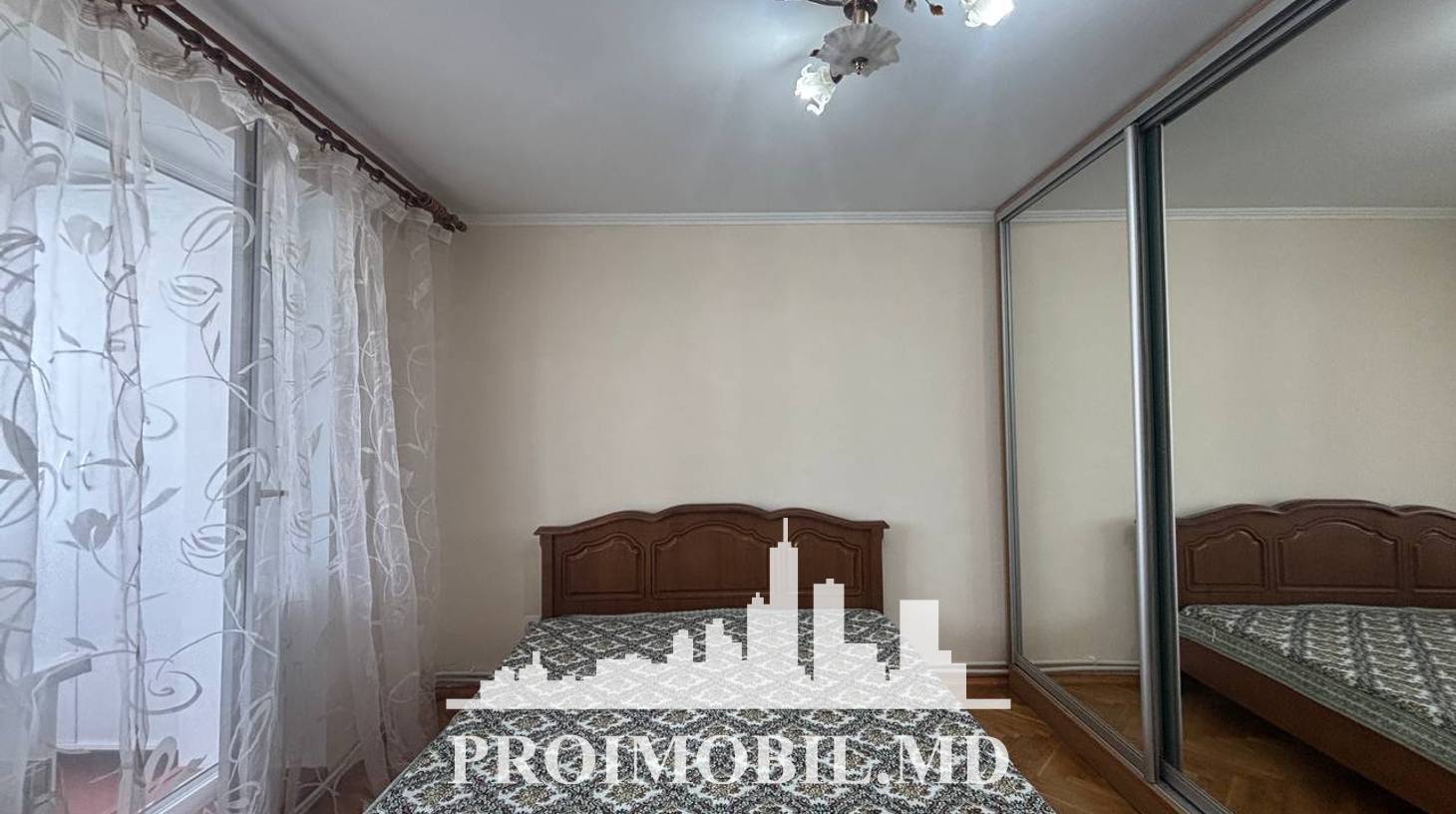 https://images.proimobil.md/5PZxB-4JHyQiiw2NWWctfIhVQp9oX48dTKR_rjLZ9jg/watermark:0.75:so:0:30:0.39/resize:fill:1460:816:1/gravity:ce/bG9jYWw6Ly8vZXN0YXRlL2xyL2JmYzZkNWQyLWVkNDEtNGY3YS1hMzM3LTc1YmQ0MDEwNjg4Ny5qcGVn