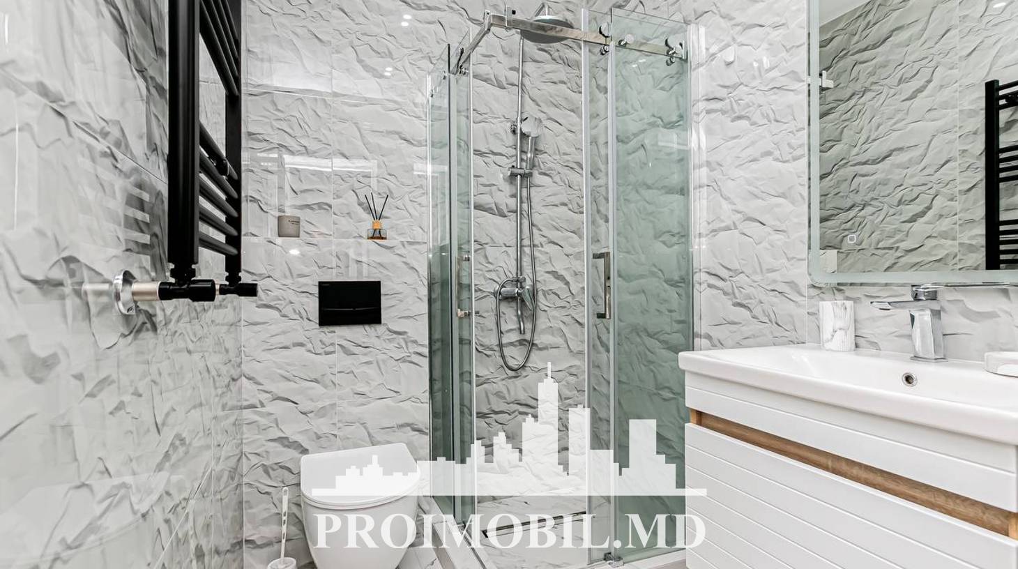 https://images.proimobil.md/5RNqzRTfmLraycCHoHTVMAS4_n_UXDDaluZPOItl8qs/watermark:0.75:so:0:30:0.39/resize:fill:1460:816:1/gravity:ce/bG9jYWw6Ly8vZXN0YXRlL2xyL2I0ZDdkY2ExLTk0ZjItNDVhMi1hNGYyLWVjZGY0MGZkNmM5OC5qcGVn