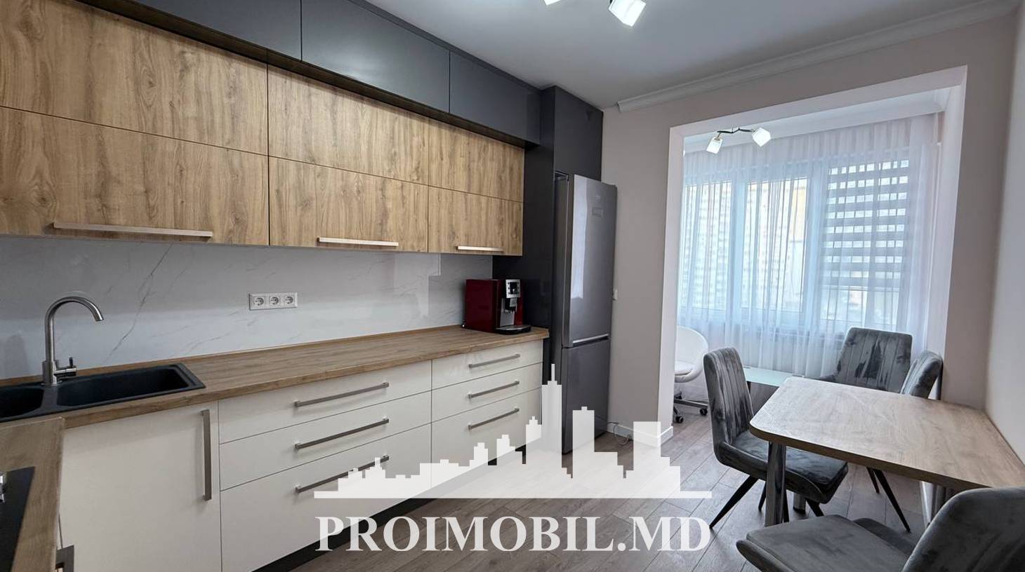 https://images.proimobil.md/5S5krqW_lzq9HmgsTqnPdw9B7VLWK7Gy20uPyOKjJKQ/watermark:0.75:so:0:30:0.39/resize:fill:1460:816:1/gravity:ce/bG9jYWw6Ly8vZXN0YXRlL2xyLzQwZjAyZjE3LTE2MGUtNGI0YS05ZmJiLWNiYmM0ZTczYzM0ZC5qcGVn