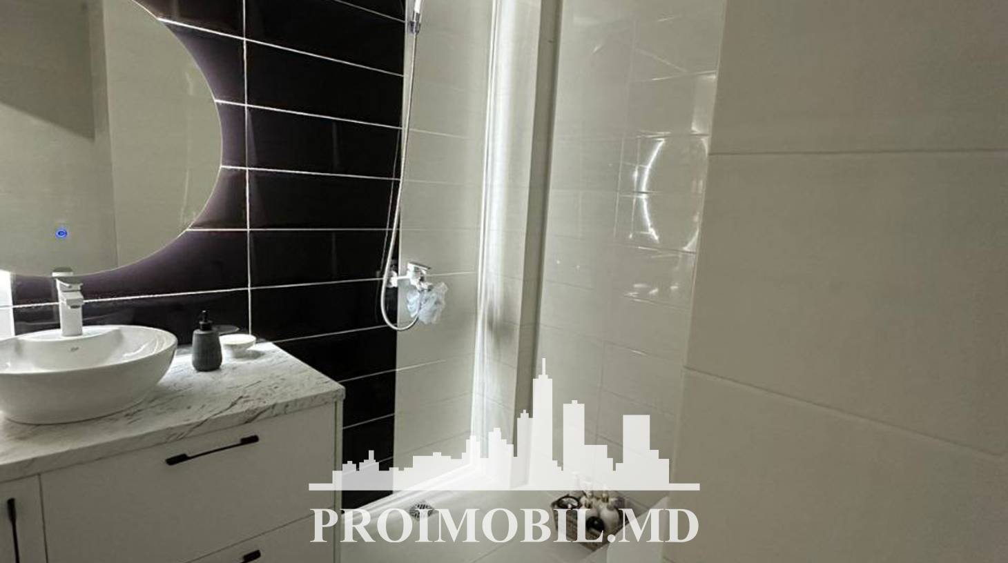 https://images.proimobil.md/5TMfwA8Y17IRkoXZsC7pT0OPN3CiPVwqnlN631c7byA/watermark:0.75:so:0:30:0.39/resize:fill:1460:816:1/gravity:ce/bG9jYWw6Ly8vZXN0YXRlL2xyLzY1MWE4ZTBiLTc5ZjEtNGFlMi1iOGQzLTMzNjg3ZTNlNGYwYS5qcGVn
