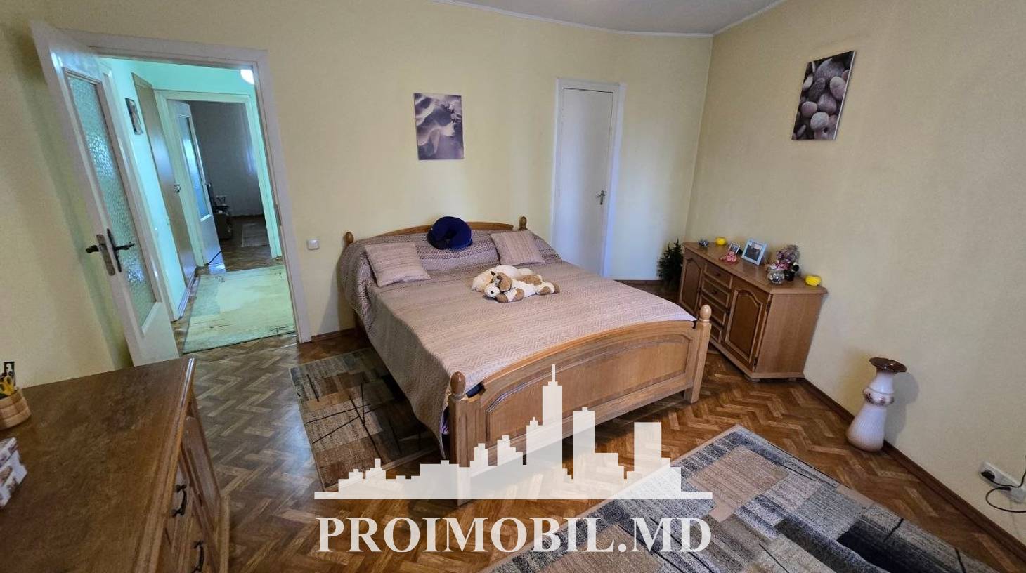 https://images.proimobil.md/5WnLbnlTgY2D7eB5Qxwr_MotrDbngpljbOJG9Z-AIxg/watermark:0.75:so:0:30:0.39/resize:fill:1460:816:1/gravity:ce/bG9jYWw6Ly8vZXN0YXRlL2xyLzM3MDlkZWZjLWNkMDUtNDQyNi05NzBjLWM2NDg1Yjc5NWZkYi5qcGVn