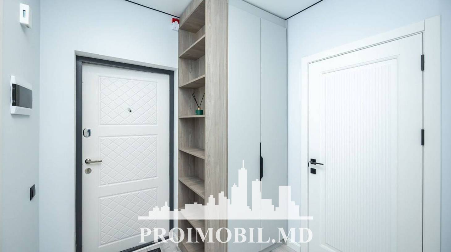https://images.proimobil.md/5WwcGqfJRtoY_75VqA9x_Npi5vklZuuFU-3XV1JVGKY/watermark:0.75:so:0:30:0.39/resize:fill:1460:816:1/gravity:ce/bG9jYWw6Ly8vZXN0YXRlL2xyLzNiNmM2Yzg3LTM4ZjYtNGI3ZS05OTNiLTc5YjU2NjI1NzQ3OC5qcGVn