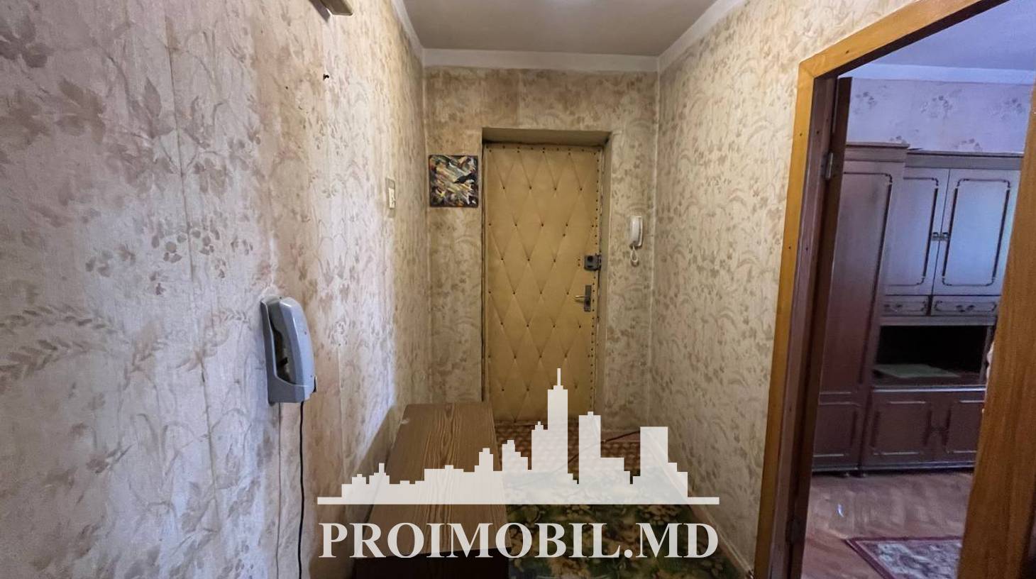https://images.proimobil.md/5Xv5mAIhCU6lDDv1wwcyzpAHE58zRV56HhlCBlf2WQU/watermark:0.75:so:0:30:0.39/resize:fill:1460:816:1/gravity:ce/bG9jYWw6Ly8vZXN0YXRlL2xyLzY2M2U0MDMyLWZiOTktNDlmOC1hMmRlLWU4ZjQyODI0NTE3OS5qcGVn