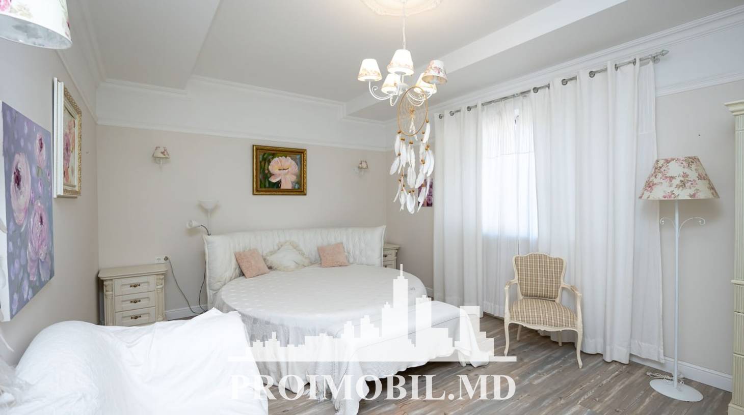 https://images.proimobil.md/5YZkvI1B1wYrUR_WBS2kDAGxl5VPs-3z6ZNEu7GL8lU/watermark:0.75:so:0:30:0.39/resize:fill:1460:816:1/gravity:ce/bG9jYWw6Ly8vZXN0YXRlL2xyLzI4MTQ2NWZjLWNhODctNDAyZC05ZTMzLWVlMDhmOGM1OTVmYS5qcGVn