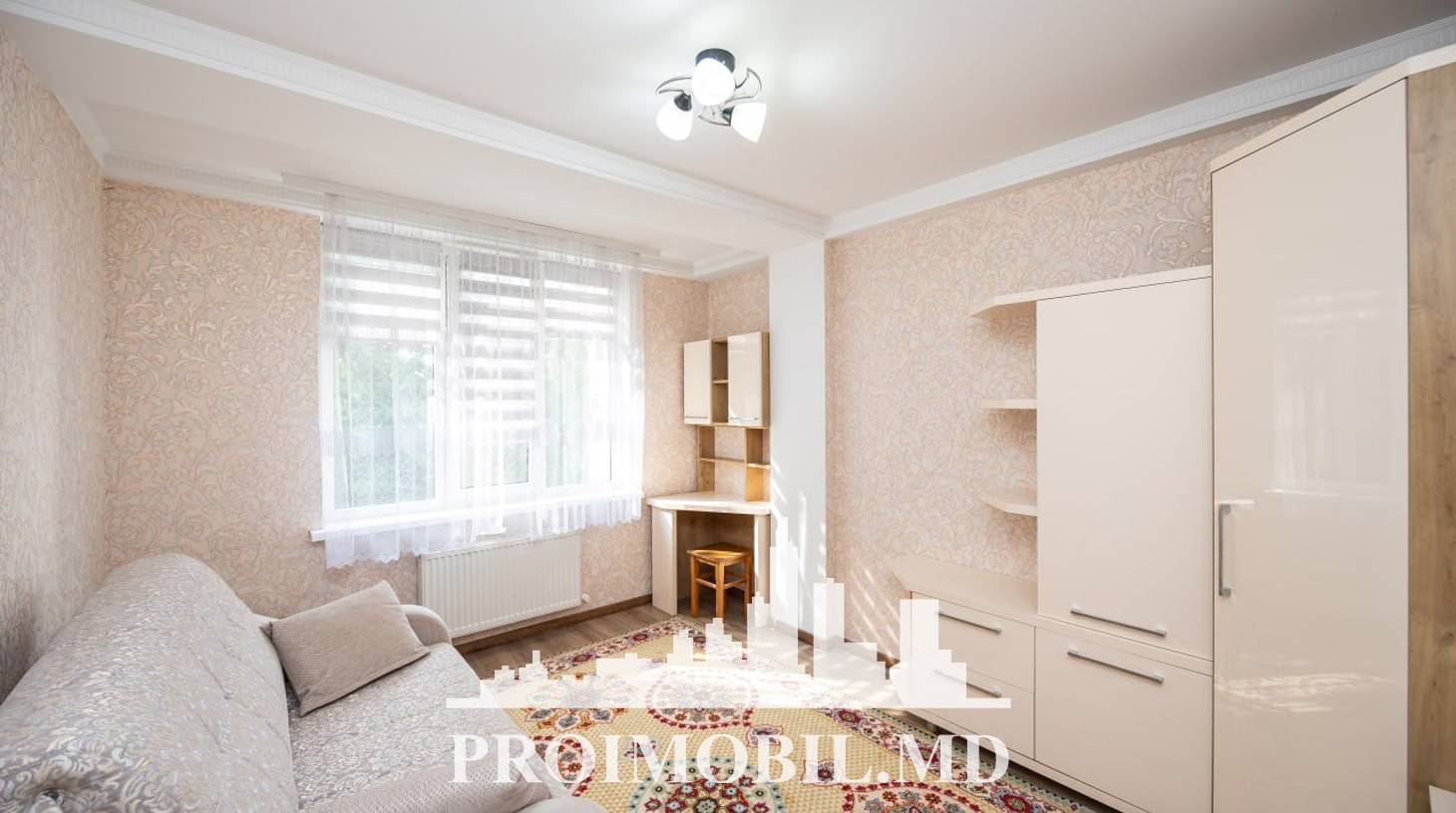 https://images.proimobil.md/5a65ZrlpLWh3p1psY21ahxWkzD1zXegCctzNlSfEBkE/watermark:0.75:so:0:30:0.39/resize:fill:1460:816:1/gravity:ce/bG9jYWw6Ly8vZXN0YXRlL2xyLzQxNjdlYmYzLWRjZDAtNDE0Ni04OWMwLWM5MzllZmYzMzg4OS5qcGVn