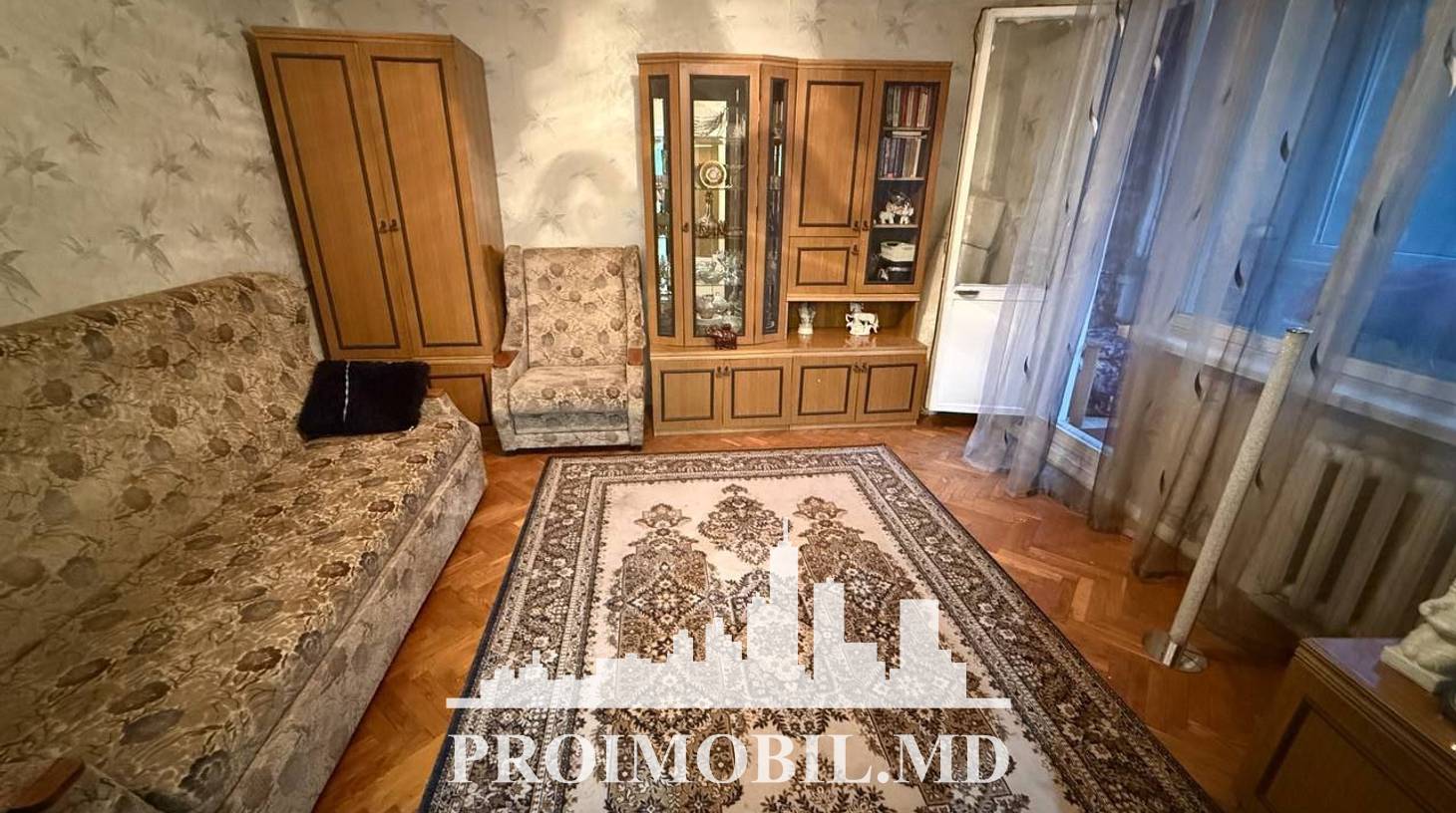 https://images.proimobil.md/5cWAso4xjE0TBrMNGJ_UHSYfV7An1JTv3UzrmPQa3QA/watermark:0.75:so:0:30:0.39/resize:fill:1460:816:1/gravity:ce/bG9jYWw6Ly8vZXN0YXRlL2xyLzU0MWNkMGViLWNlZWMtNDcwNC1hMWFmLTU1NGFmMDE5YjAzYi5qcGVn