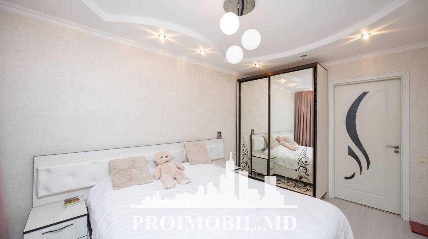 https://images.proimobil.md/5d7C1gSLBjqThJN9IUVDaRyagUW7KSXtqdqv6jEZBWo/watermark:0.75:so:0:30:0.39/resize:fill:1460:816:1/gravity:ce/bG9jYWw6Ly8vZXN0YXRlL2xyLzAzZWY3ZmQyLTAzOGUtNDkwZC1iMTMxLWQ4YmRkMDA1YzlkMC5qcGVn
