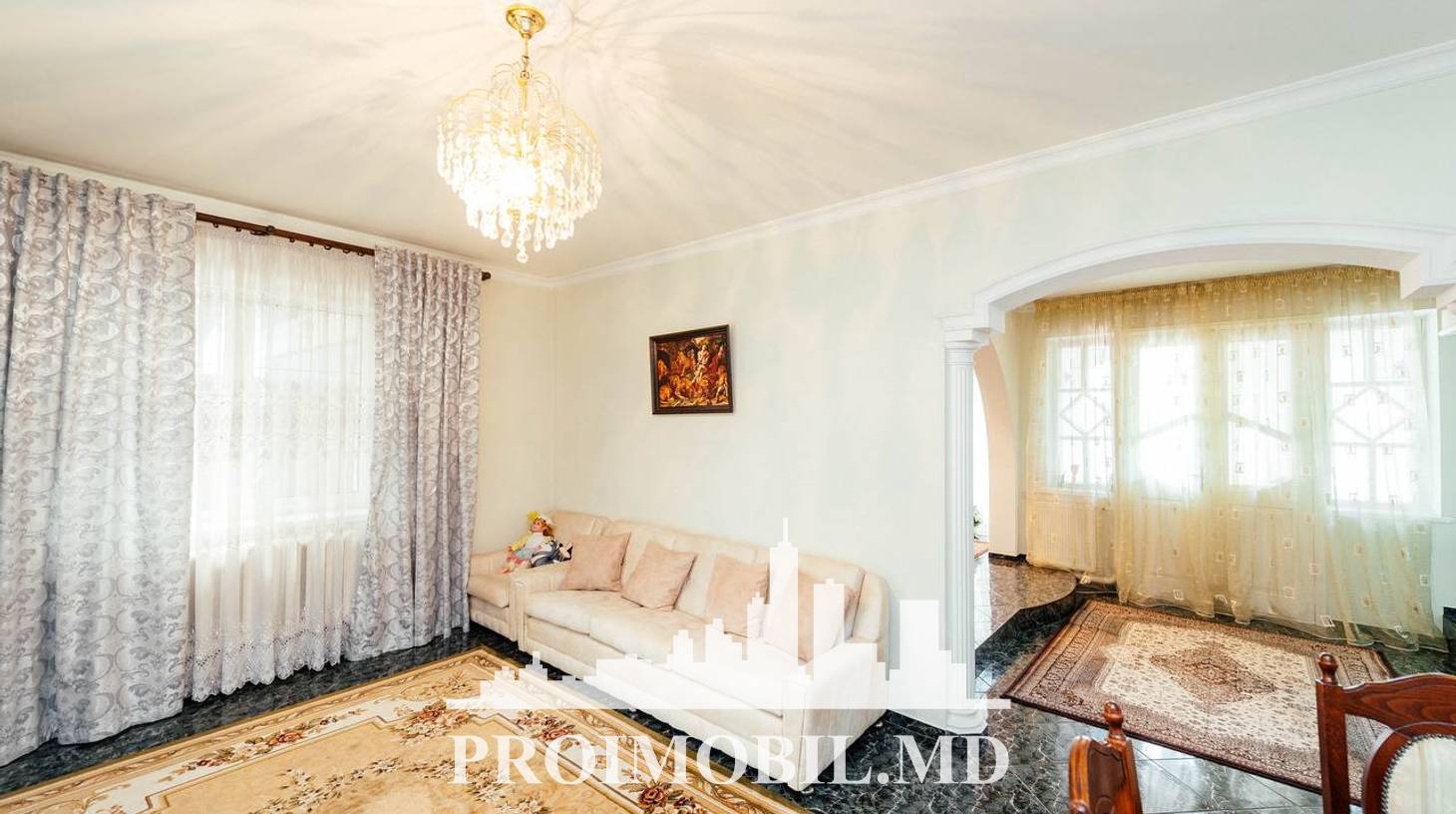https://images.proimobil.md/5dEGeMefKr9r-TtxdgcxDxZbE0tVNHw7iJEI0vBtZR8/watermark:0.75:so:0:30:0.39/resize:fill:1460:816:1/gravity:ce/bG9jYWw6Ly8vZXN0YXRlL2xyLzUxYzNiN2M2LWQzY2MtNDU2Zi04NWY1LWU1NmZlZGZlNjY2ZS5qcGVn