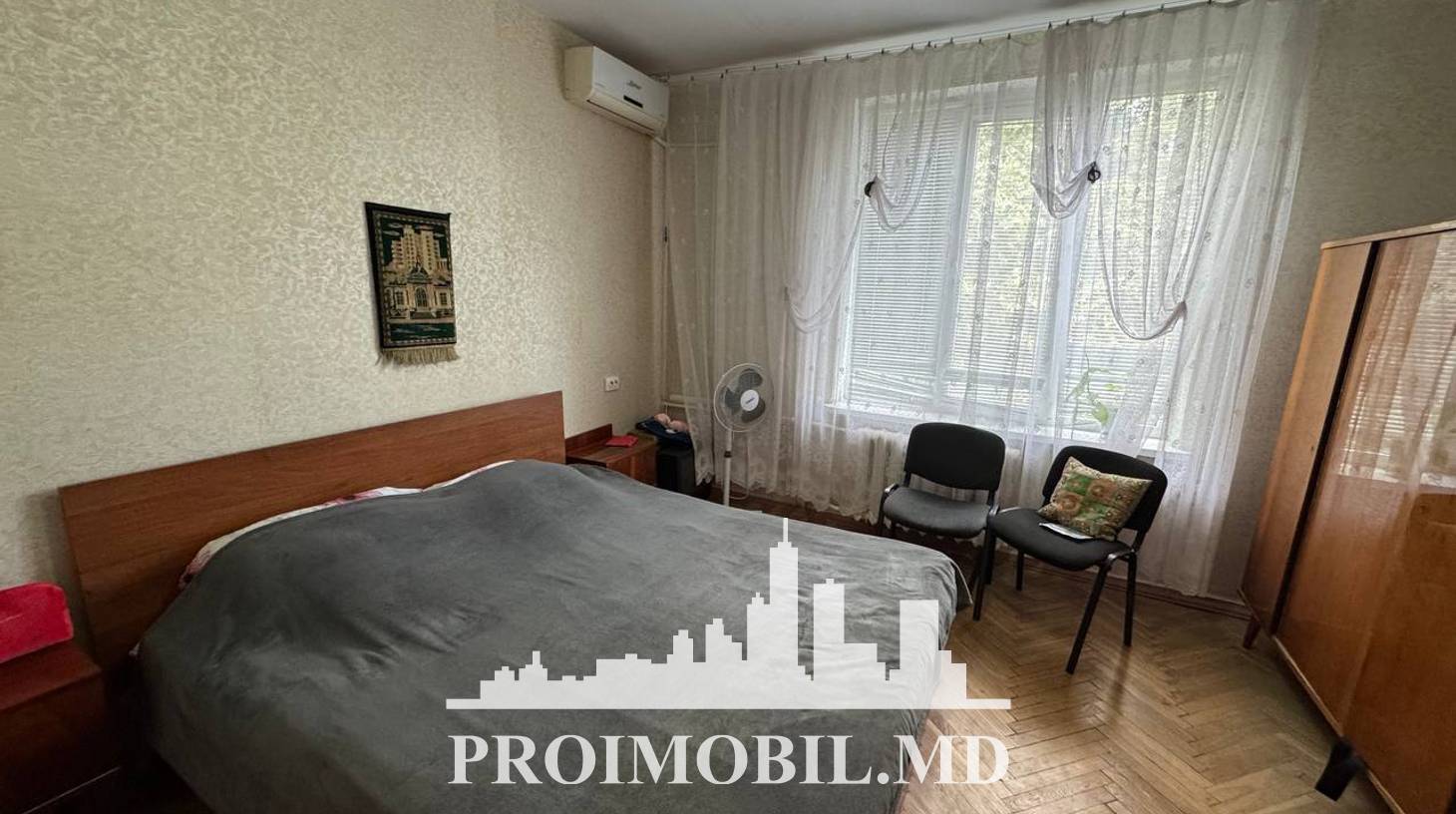 https://images.proimobil.md/5dLrsFacNjiQzZMGL_fIEAGHdqNLxW0IqE4XJkk6K04/watermark:0.75:so:0:30:0.39/resize:fill:1460:816:1/gravity:ce/bG9jYWw6Ly8vZXN0YXRlL2xyL2EyZTI0OThiLTQ5Y2QtNDliZi04MjY3LWE1NzhmODBkYjI4Ni5qcGVn