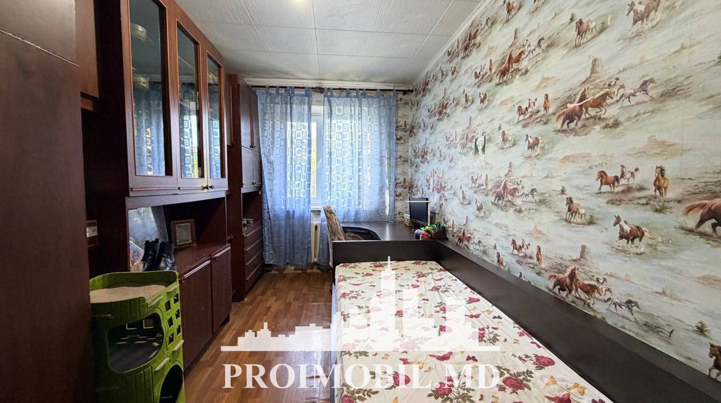 https://images.proimobil.md/5eLVIPV33mHCkGpW8F3eVJeqL8d1yyJ3aM3XHxWsjSQ/watermark:0.75:so:0:30:0.39/resize:fill:1460:816:1/gravity:ce/bG9jYWw6Ly8vZXN0YXRlL2xyLzE3NzQ3N2FlLWE0MjYtNDkxZi05OWY1LThkMThmODY1MGRmNC5qcGVn