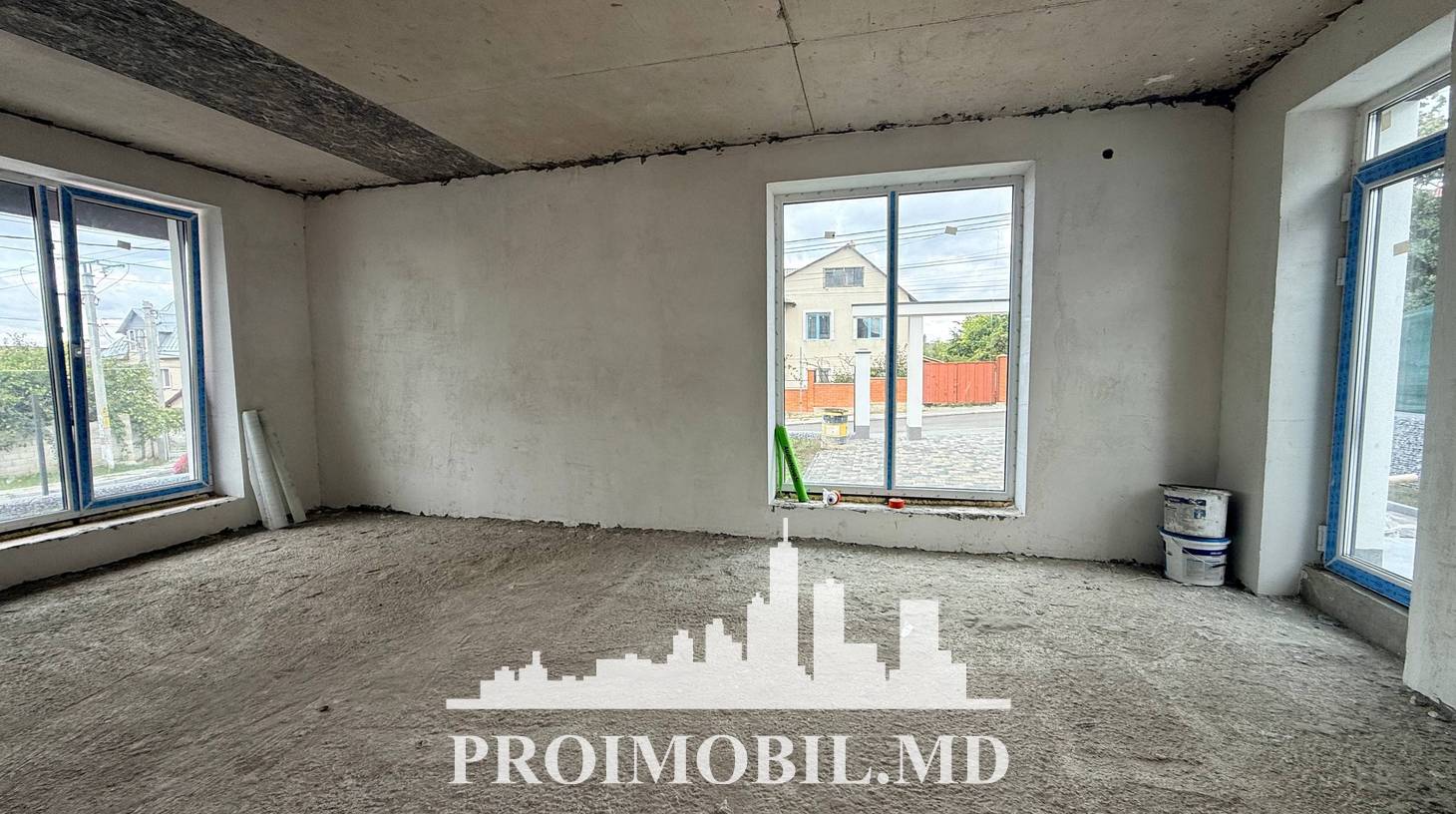 https://images.proimobil.md/5emeJYT_egjUxFvgt1XG4U9q_OaaePqbM4QTJ_Pmobk/watermark:0.75:so:0:30:0.39/resize:fill:1460:816:1/gravity:ce/bG9jYWw6Ly8vZXN0YXRlL2xyL2VjOTc1MzA1LWRhM2QtNDMxMC1hZjI3LTNlODYzMGEwZWFhNy5qcGVn