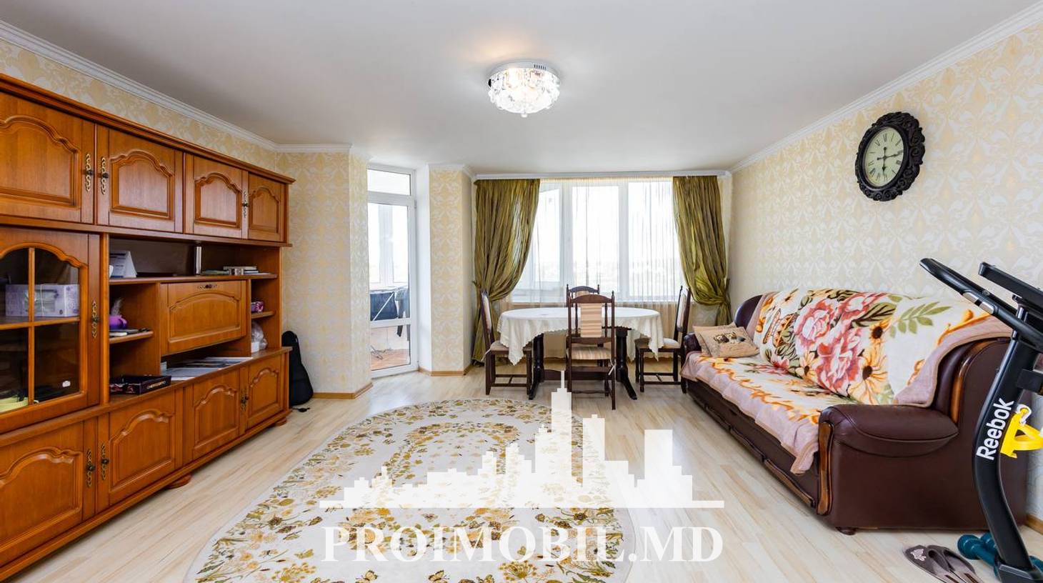 https://images.proimobil.md/5g1MxHw2DOd9b0RKoIhj25Ni9GV-XRfD0bNsioZ7Jus/watermark:0.75:so:0:30:0.39/resize:fill:1460:816:1/gravity:ce/bG9jYWw6Ly8vZXN0YXRlL2xyLzA2YTQ5YmIwLTRiMTctNDMzZC05YjA0LTI4ZDEyYzUwNGE5NC5qcGVn