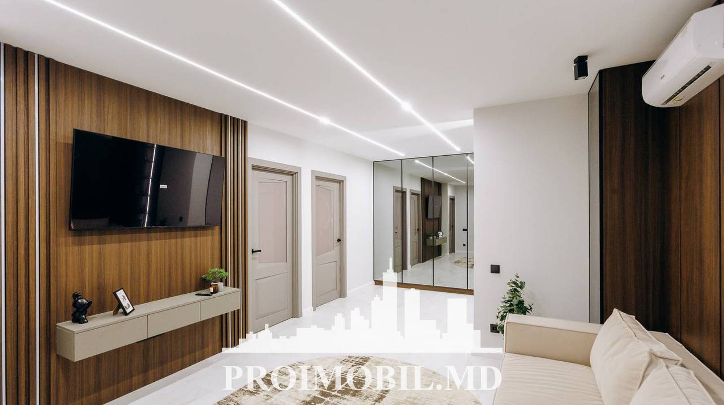 https://images.proimobil.md/5gpsWf2l0i1SnUZE667VGxJDo07h_NWyrZqF5fjF_DE/watermark:0.75:so:0:30:0.39/resize:fill:1460:816:1/gravity:ce/bG9jYWw6Ly8vZXN0YXRlL2xyLzM0NTdiN2NlLTFiMGQtNDdjNi1hOThkLTczNzdiMjQ3OWNlMy5qcGVn