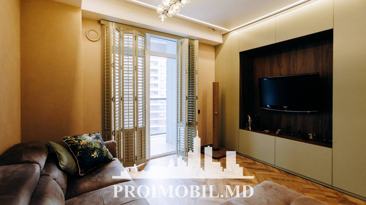 https://images.proimobil.md/5gyIBobFVig5Xuz3t7BUVg9-5TPXC6ORZR_S2Xn5Yl8/watermark:0.75:so:0:30:0.39/resize:fill:1460:816:1/gravity:ce/bG9jYWw6Ly8vZXN0YXRlL2xyL2NlOWY0NDNlLWUzNzktNDQ2Ni05NTIwLWUyYWYyMGUwZTYxNS5qcGVn