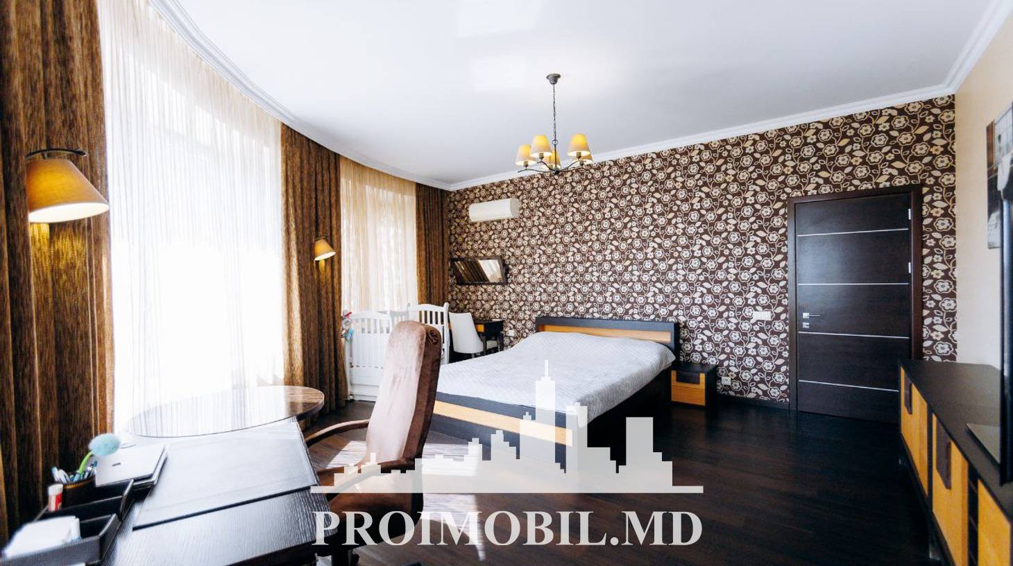 https://images.proimobil.md/5mQw2bPQdlTCWC5tLSXlzJeB6z69h4t1gyh0n5qBP5s/watermark:0.75:so:0:30:0.39/resize:fill:1460:816:1/gravity:ce/bG9jYWw6Ly8vZXN0YXRlL2xyL2M0NTM5OTQwLWFhZTQtNGNmZS1hYmM5LTVhYmFkNzk3OWU3OS5qcGVn