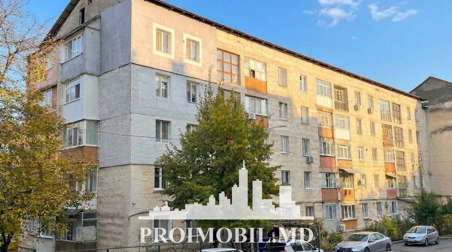 https://images.proimobil.md/5nwoftNF7Df0nEdH94qnErRd92xUvXiZ1ZdiFDjxhDc/watermark:0.75:so:0:30:0.39/resize:fill:1460:816:1/gravity:ce/bG9jYWw6Ly8vZXN0YXRlL2xyL2NjNGRhNGQwLTMyMzItNDVmYS05NmIxLTk5NDBiZDRjNzNmNC5qcGVn