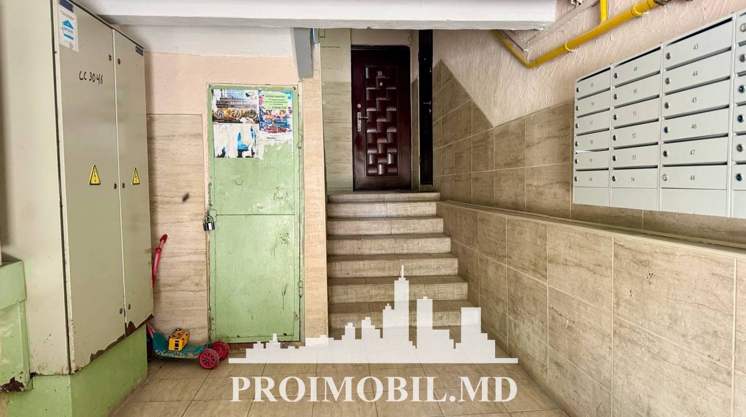 https://images.proimobil.md/5tBgQGJGfLb5A6NpLaBf1UHO-23pvZHZ7jd1dM73oHE/watermark:0.75:so:0:30:0.39/resize:fill:1460:816:1/gravity:ce/bG9jYWw6Ly8vZXN0YXRlL2xyL2I1ZDllNTkzLWRkNmEtNDMzMC04NWNlLWQzNjU1ZWNiYjQ1Ny5qcGVn