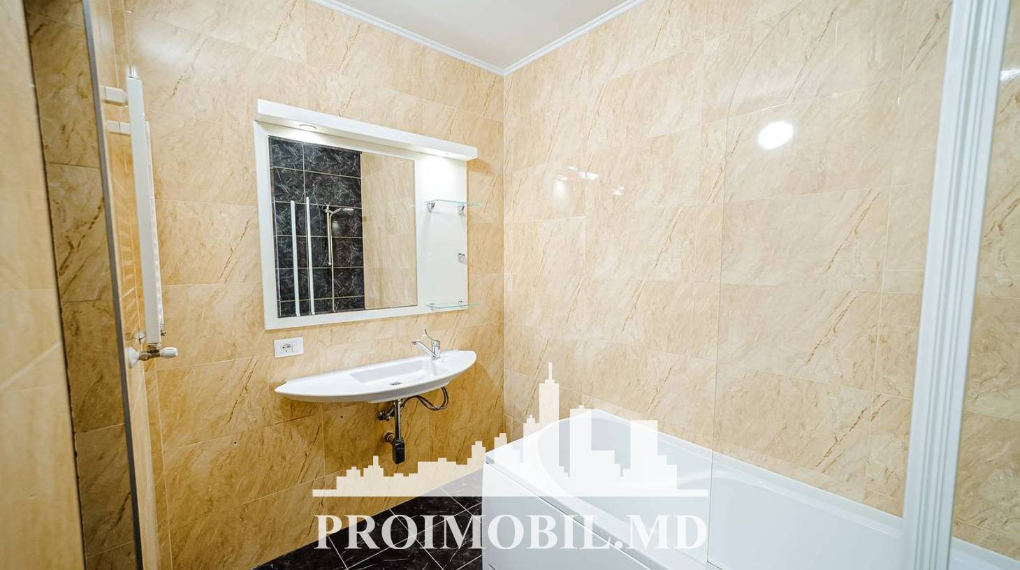 https://images.proimobil.md/5w_LQiuwbLLj77BIc8F1gK7o7MpOcQz4KIdVxgkbPN8/watermark:0.75:so:0:30:0.39/resize:fill:1460:816:1/gravity:ce/bG9jYWw6Ly8vZXN0YXRlL2xyL2E5MjI0YzViLWZjMzEtNGU0YS04Nzg3LWM2NTQxNTM4Y2VlNC5qcGVn