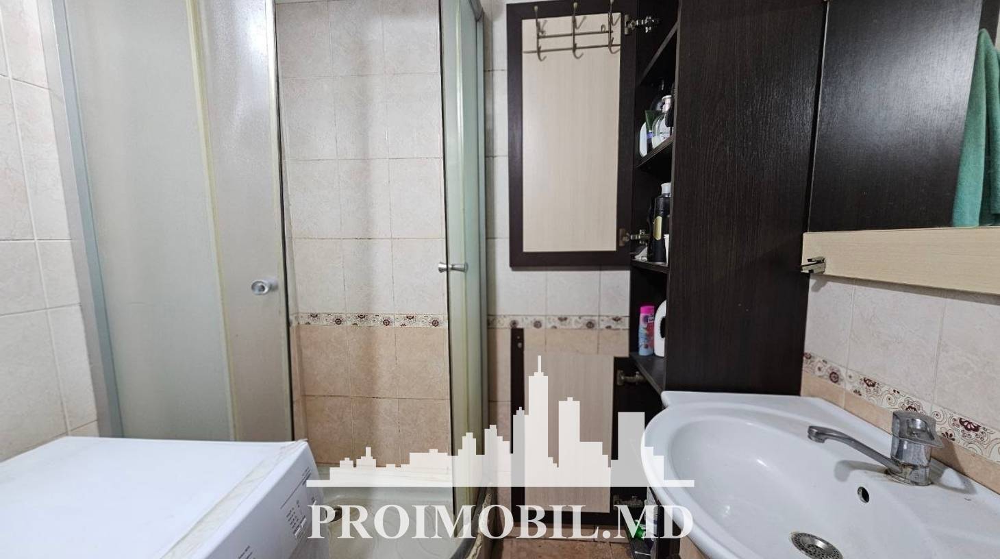 https://images.proimobil.md/5x3HcveFzx_0NAoe8YtJNMxZzG4_imLKEDx72weSm_s/watermark:0.75:so:0:30:0.39/resize:fill:1460:816:1/gravity:ce/bG9jYWw6Ly8vZXN0YXRlL2xyL2RmYTUyNzMyLThhODMtNGI2Yy05MzYyLTU5ZWM2ZTAzYzk5MC5qcGVn