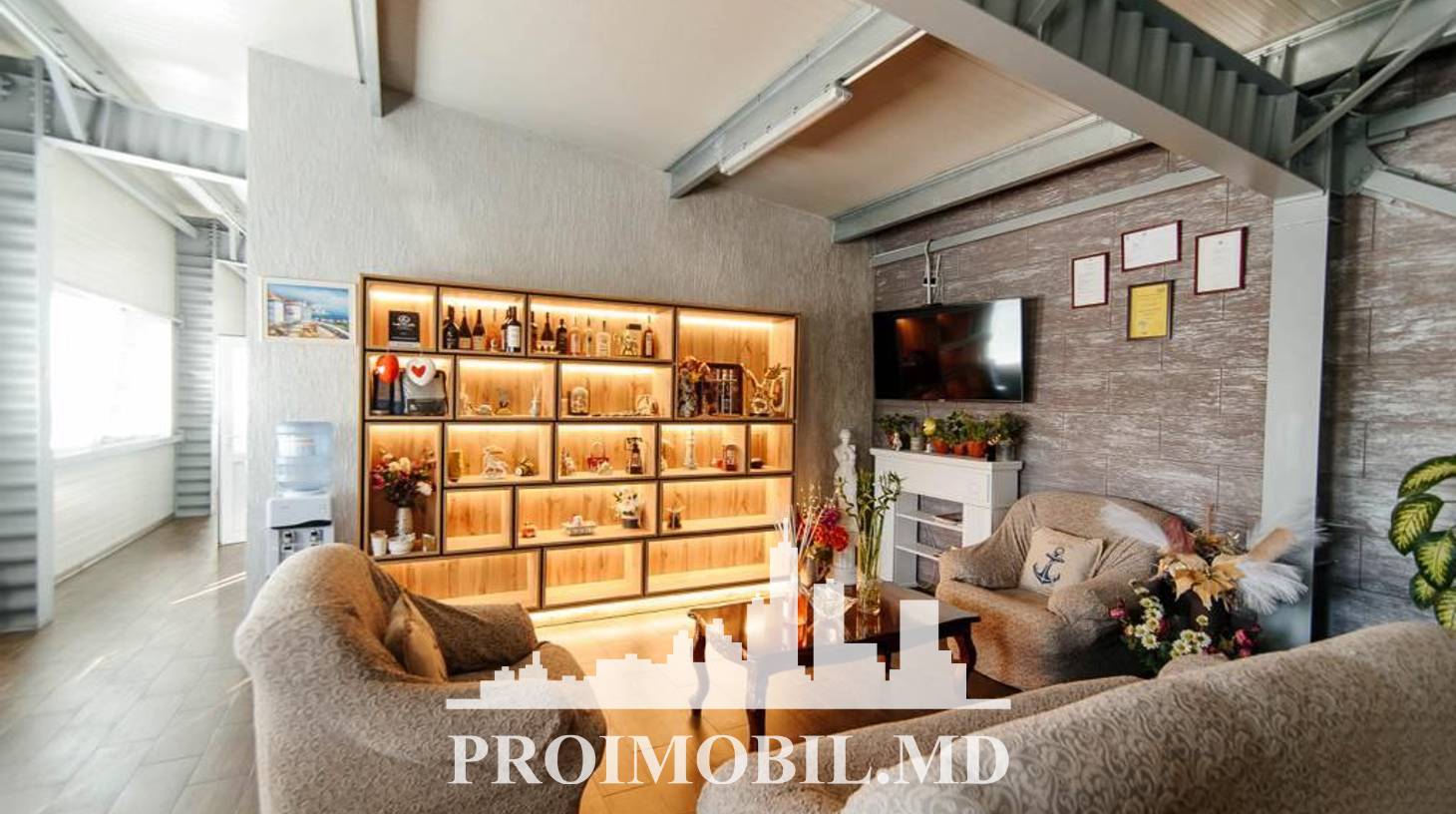https://images.proimobil.md/5xE20SXR4iSXS0xixIQYhkXwFvQpTa0T1UIVGWJPDaA/watermark:0.75:so:0:30:0.39/resize:fill:1460:816:1/gravity:ce/bG9jYWw6Ly8vZXN0YXRlL2xyLzcyN2NmZjgxLWFhY2ItNGFhOS05OGYwLTY4NWQ5ODhmNzFhOC5qcGVn