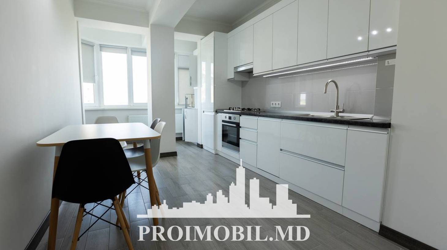https://images.proimobil.md/5yqIox4po1ddS4hemNmqskq-y8S04W0KYtrRJaDPoWU/watermark:0.75:so:0:30:0.39/resize:fill:1460:816:1/gravity:ce/bG9jYWw6Ly8vZXN0YXRlL2xyLzAyMzZkYWM2LTEyNTItNGM4My04YTQ0LWQwOWY0MjRiMzgxNS5qcGVn