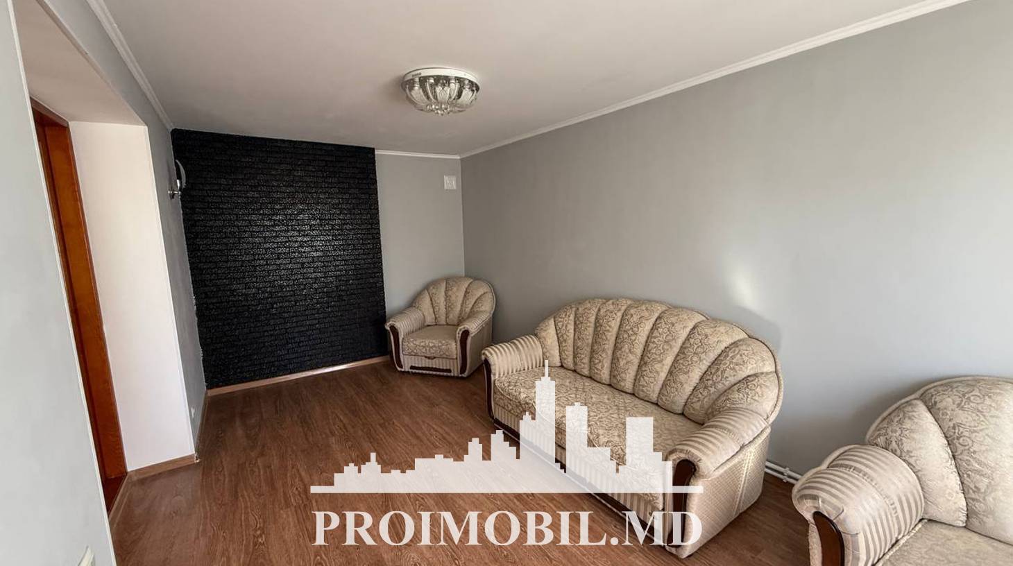 https://images.proimobil.md/5zOx0FzY5tyK2XDm8bc2FqftQr5O-JnTptANAgNCk7Y/watermark:0.75:so:0:30:0.39/resize:fill:1460:816:1/gravity:ce/bG9jYWw6Ly8vZXN0YXRlL2xyLzk1YTgxMzdkLTg0MWEtNDNmYy1hMmZkLWI0NzE1YWZlMmYzMi5qcGVn