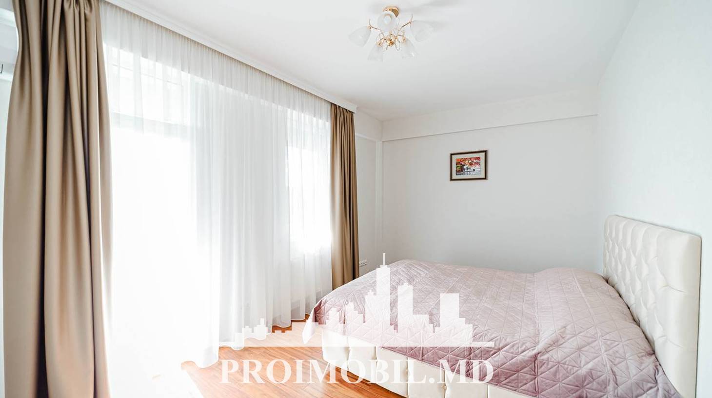 https://images.proimobil.md/6-2m8A1dn-eo4Mnh1onIPsXqFQn8SS3JpQ-9QrfX5I8/watermark:0.75:so:0:30:0.39/resize:fill:1460:816:1/gravity:ce/bG9jYWw6Ly8vZXN0YXRlL2xyL2QwZTg0MWFlLWY3NzctNDliNy05NjlhLWFlMDRlNmFhYjE0Zi5qcGVn