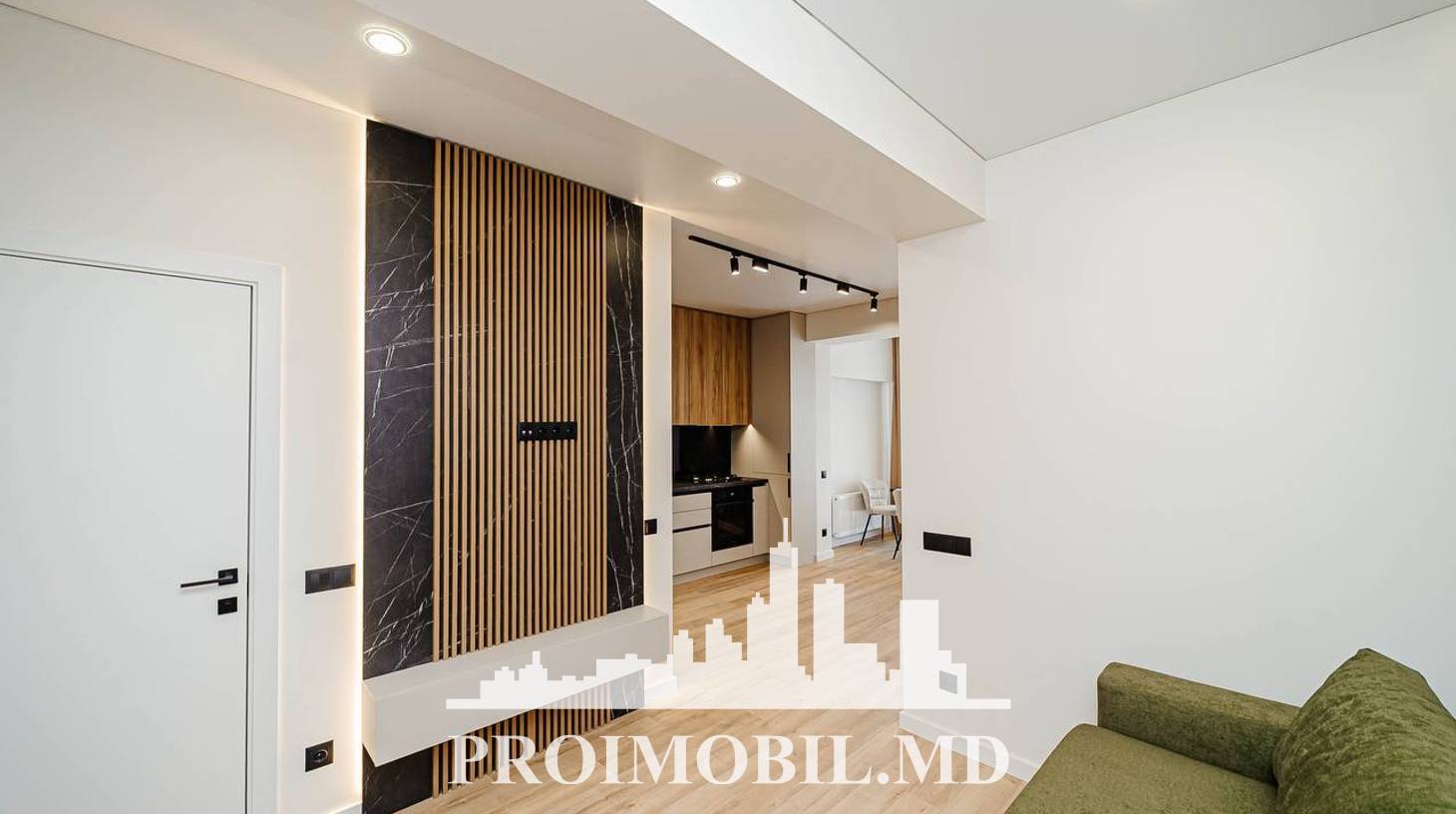 https://images.proimobil.md/618vrrlzytYnU5FPfXjuVQQg9BjqaVmYOIuI1TBNj8k/watermark:0.75:so:0:30:0.39/resize:fill:1460:816:1/gravity:ce/bG9jYWw6Ly8vZXN0YXRlL2xyLzM3OGM5ODUyLTg4MzgtNGIwMi1hZjE5LTZlNDNlM2Y1ZDVlYS5qcGVn