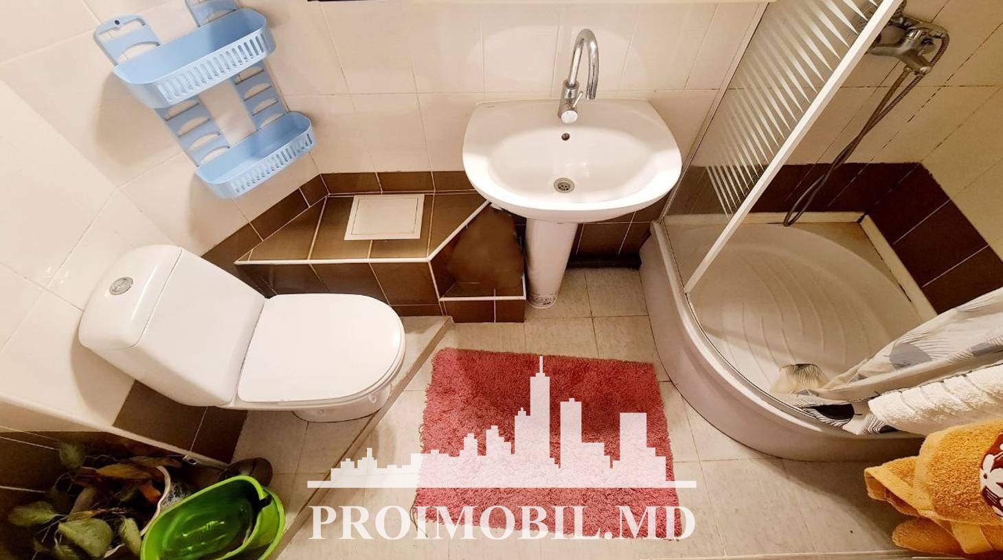 https://images.proimobil.md/61HanvccdB3Fo954-cBPCf7KoUlZrw95qDdj0B57qYs/watermark:0.75:so:0:30:0.39/resize:fill:1460:816:1/gravity:ce/bG9jYWw6Ly8vZXN0YXRlL2xyLzAzYjcyOWY2LTE1MTEtNGViMC1iYjFlLTg1YzIxYTY2MGUxYi5qcGVn