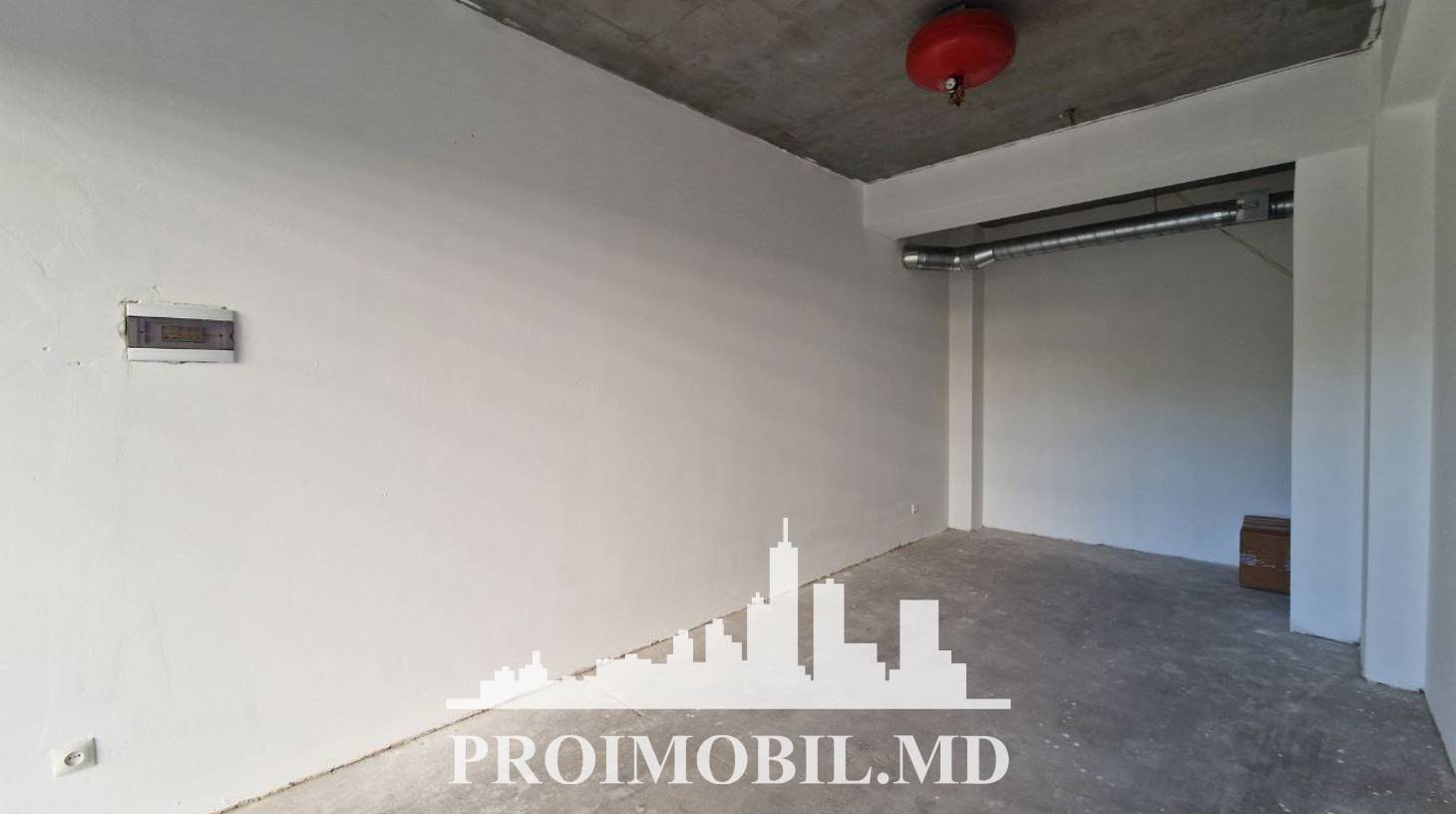 https://images.proimobil.md/62GL61w2SNySEyzvNmd3zx7EedtdV60bgDhwjcUORQA/watermark:0.75:so:0:30:0.39/resize:fill:1460:816:1/gravity:ce/bG9jYWw6Ly8vZXN0YXRlL2xyLzg1MmI5NzFhLTkxNDUtNGQzMS05YmU5LWQ5NGRlZjc4MzU4OS5qcGVn