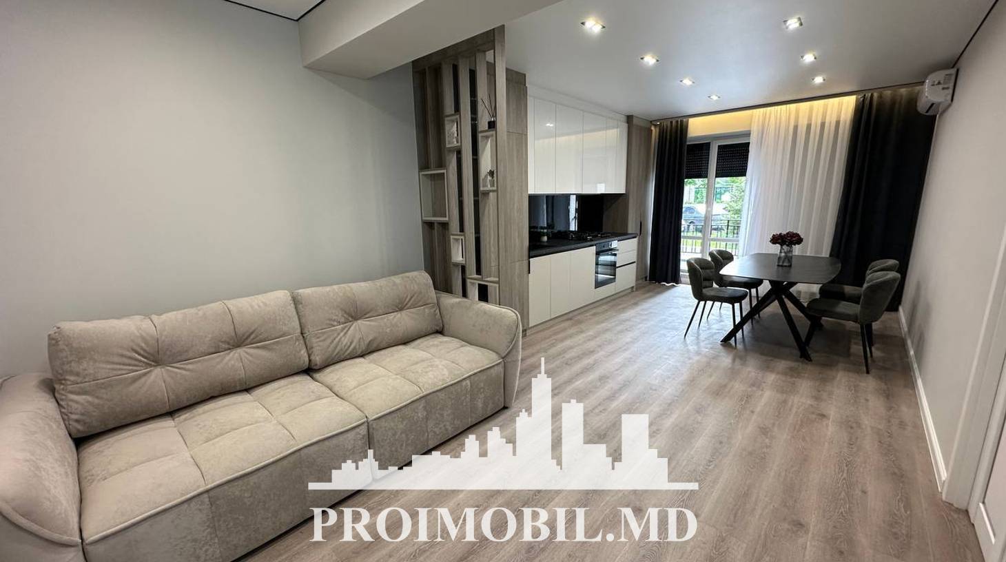 https://images.proimobil.md/63U_BfQOEb4XXcB3LUGkpgarXu0GgQQ-4pEmIfP3jvM/watermark:0.75:so:0:30:0.39/resize:fill:1460:816:1/gravity:ce/bG9jYWw6Ly8vZXN0YXRlL2xyLzIzMGNhODZkLWFjYWMtNDFkYS04Njc0LWE3YzBjZDAzZDU5YS5qcGVn