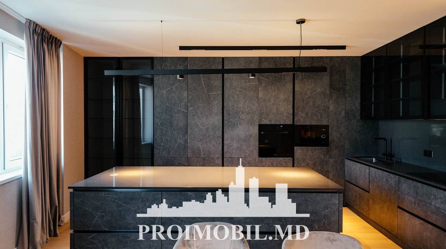 https://images.proimobil.md/66yutAqoR3qlawbeMKpFh0KfelCkkJApZFCbQXs9lyU/watermark:0.75:so:0:30:0.39/resize:fill:1460:816:1/gravity:ce/bG9jYWw6Ly8vZXN0YXRlL2xyLzZiYThjNzNmLWFmYjEtNDZmMy1iY2VkLTFjNzc4OGUyYmE0Ni5qcGVn
