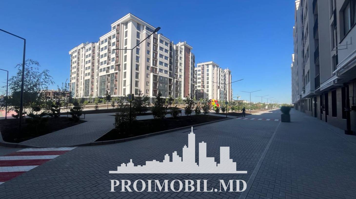https://images.proimobil.md/680Tw5STiREfFcio8ZEB3kqIFXKAtAqVDhiJuxqJi6E/watermark:0.75:so:0:30:0.39/resize:fill:1460:816:1/gravity:ce/bG9jYWw6Ly8vZXN0YXRlL2xyL2JiNjQzNWY1LThkODMtNDNiYy05MWM0LTBkMGI1OWU1MWE0OS5qcGVn
