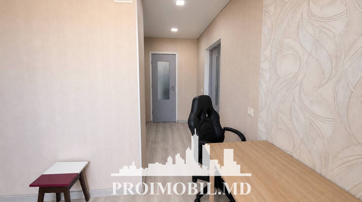 https://images.proimobil.md/68_XZ7z5pZz-N0uaVzxS7td1T1AfBQYHrZODBUmKLrU/watermark:0.75:so:0:30:0.39/resize:fill:1460:816:1/gravity:ce/bG9jYWw6Ly8vZXN0YXRlL2xyLzVjMmViMGMwLTU1MWYtNGI0Zi05YzQ2LWE2ZmRkNDJhYzA2ZC5qcGVn