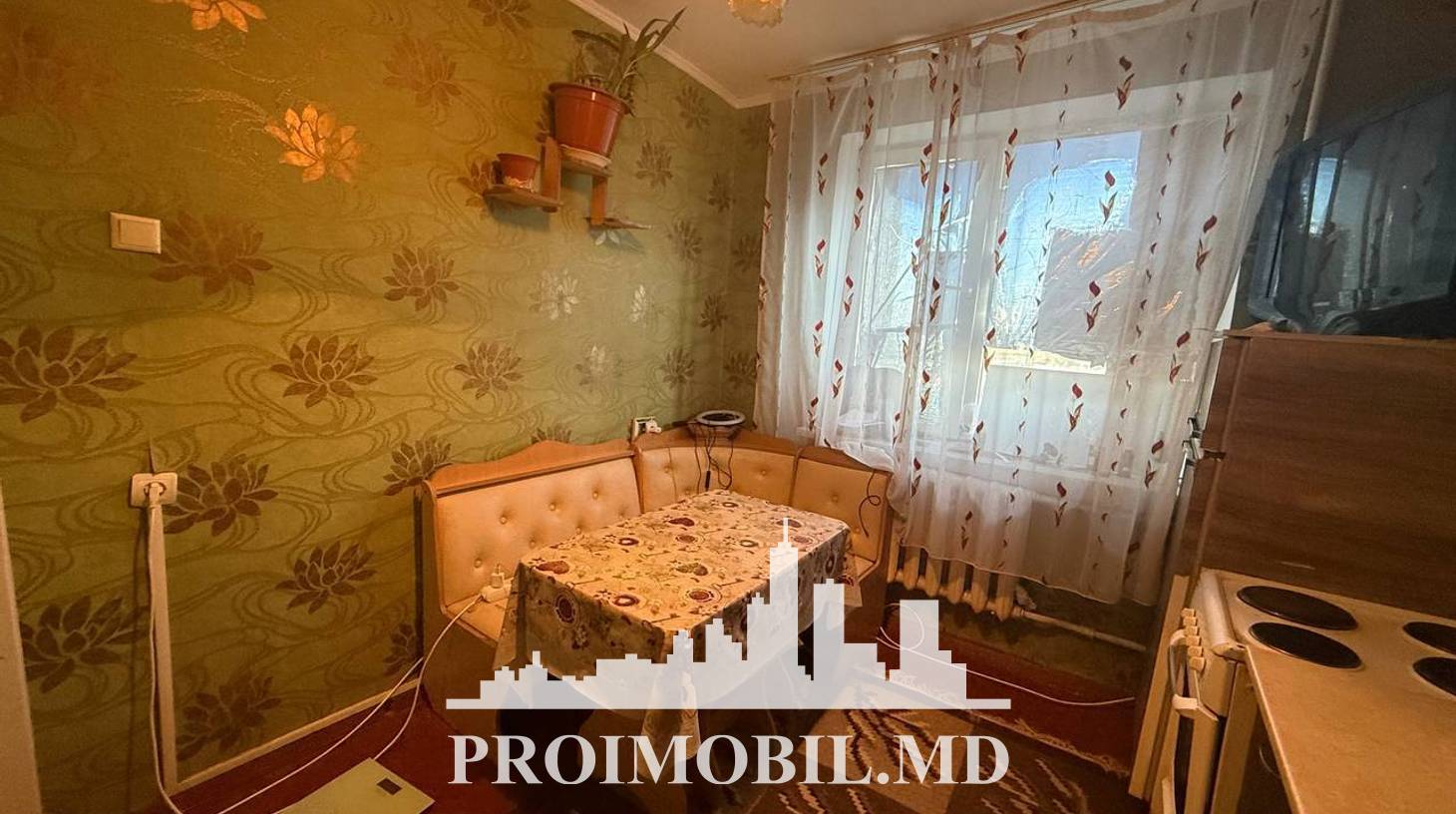 https://images.proimobil.md/6BfSvB8ACqTv8loHk1-L4wktgQggHXVhcuZSje1YQ90/watermark:0.75:so:0:30:0.39/resize:fill:1460:816:1/gravity:ce/bG9jYWw6Ly8vZXN0YXRlL2xyLzdlNTNkMWIzLWExMTUtNGY5Yy05ZTNjLWNmMzc0YmE1NTIwMi5qcGVn