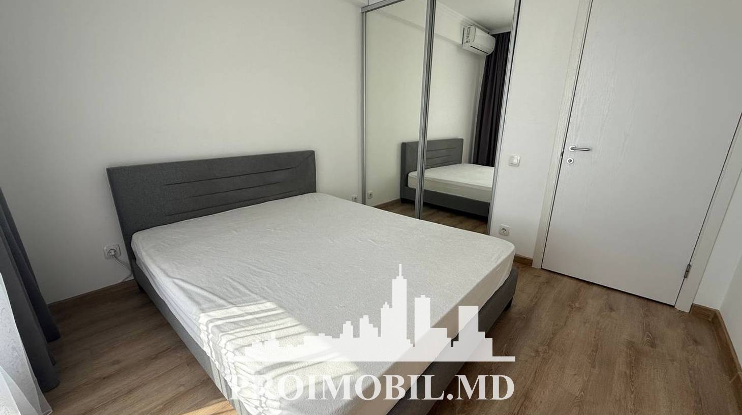 https://images.proimobil.md/6EpQtGA-k5jj_VGAqb5Nu-1pqUvpsovAjQhuqsTdiek/watermark:0.75:so:0:30:0.39/resize:fill:1460:816:1/gravity:ce/bG9jYWw6Ly8vZXN0YXRlL2xyL2M3NThhZGY4LTlmZGUtNDg1NS04NGE1LTA4YzhiNDI0M2I1Yi5qcGVn